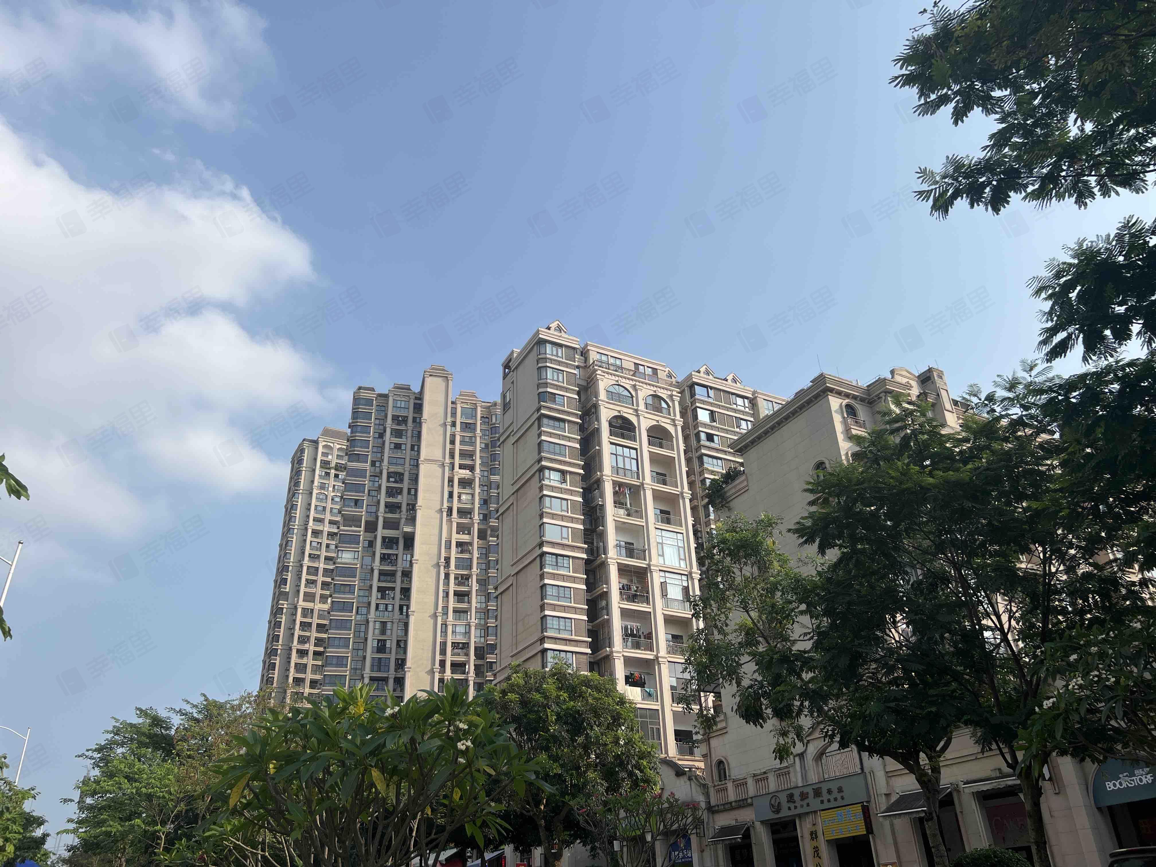 中国铁建江湾山语城小区效果图