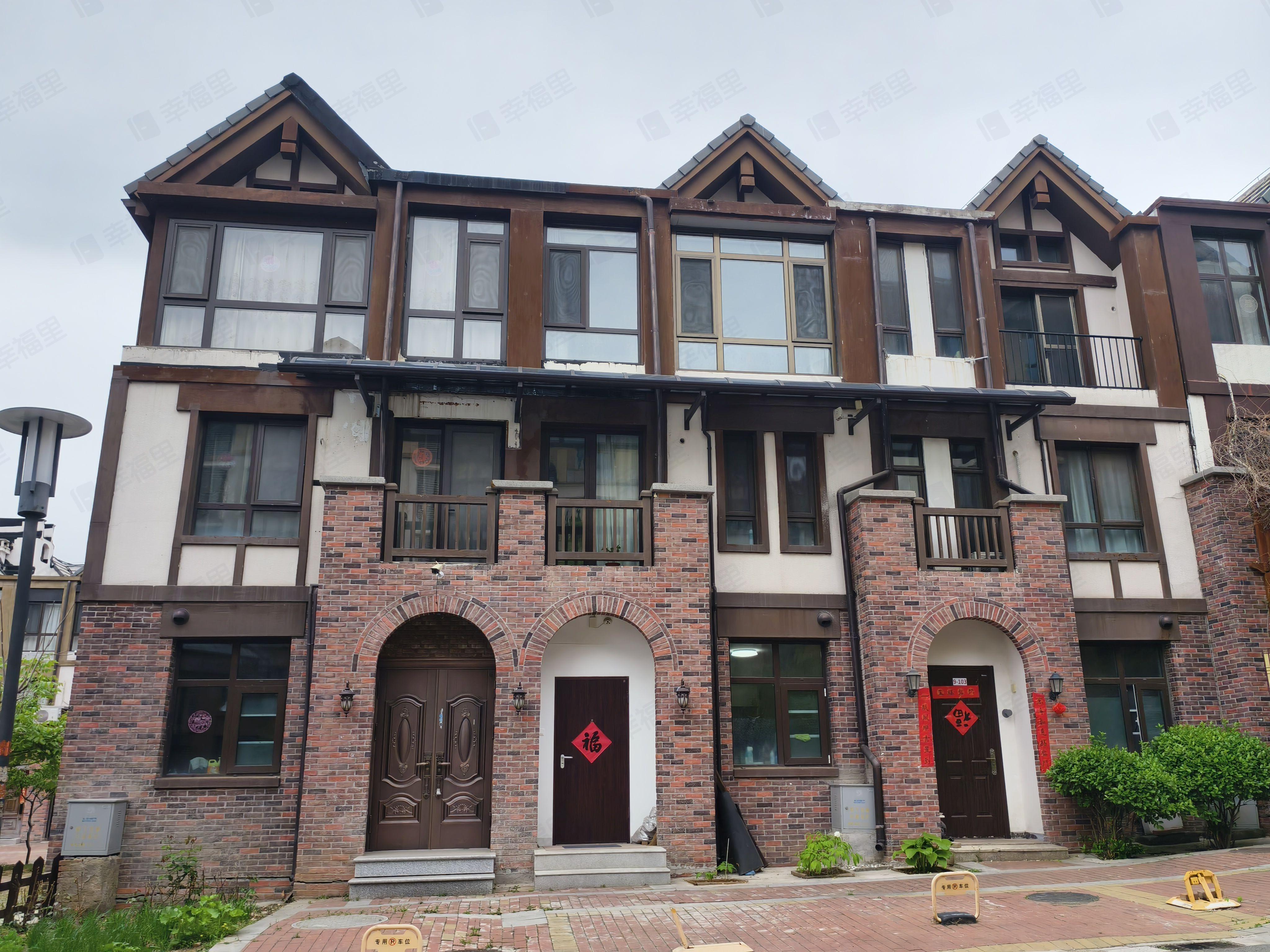 中弘由山由谷(十三号院)小区效果图