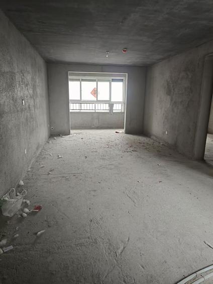 徐州汉华府3室2厅135平低楼层/共17层