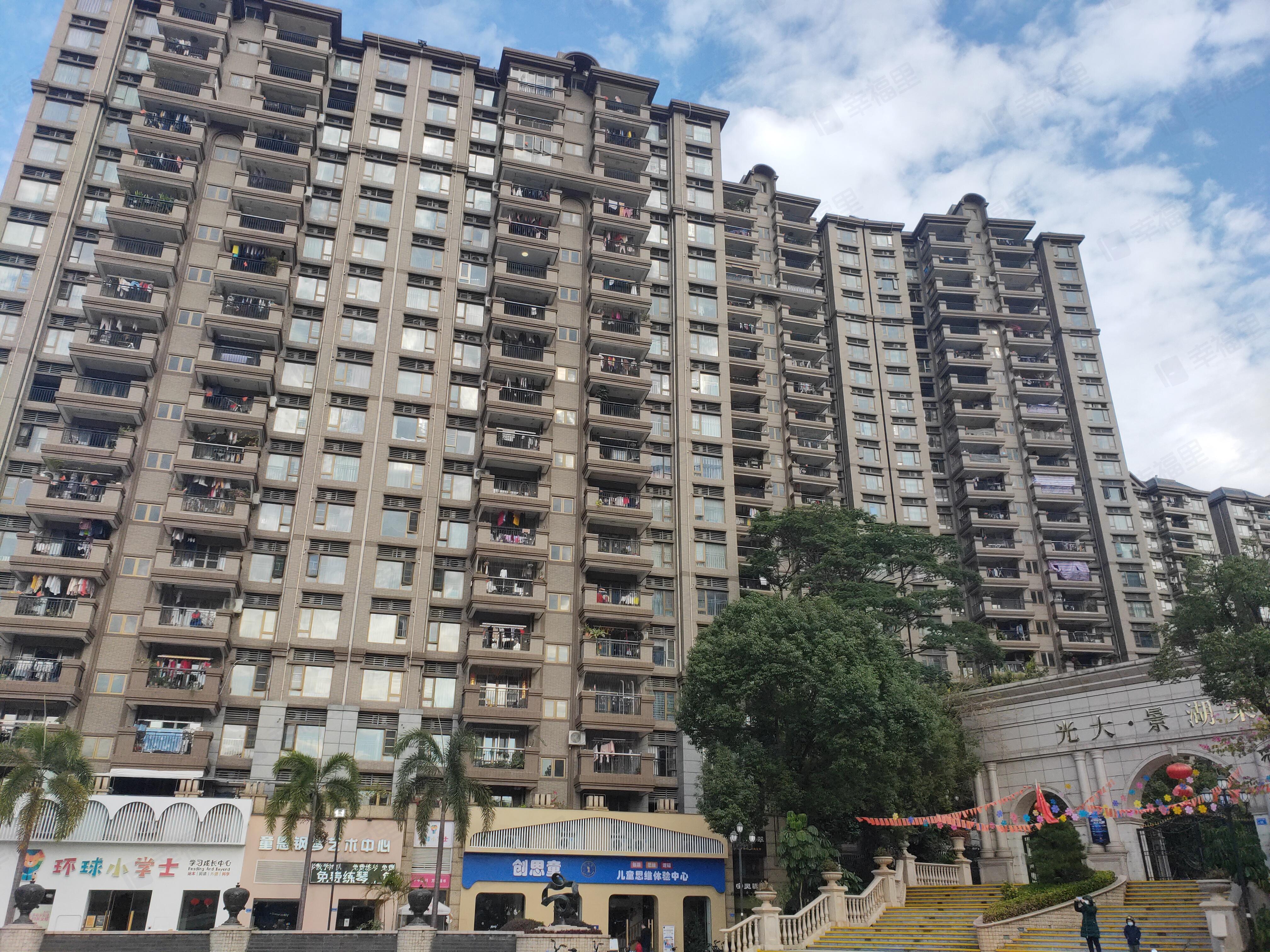 景湖荣郡小区效果图