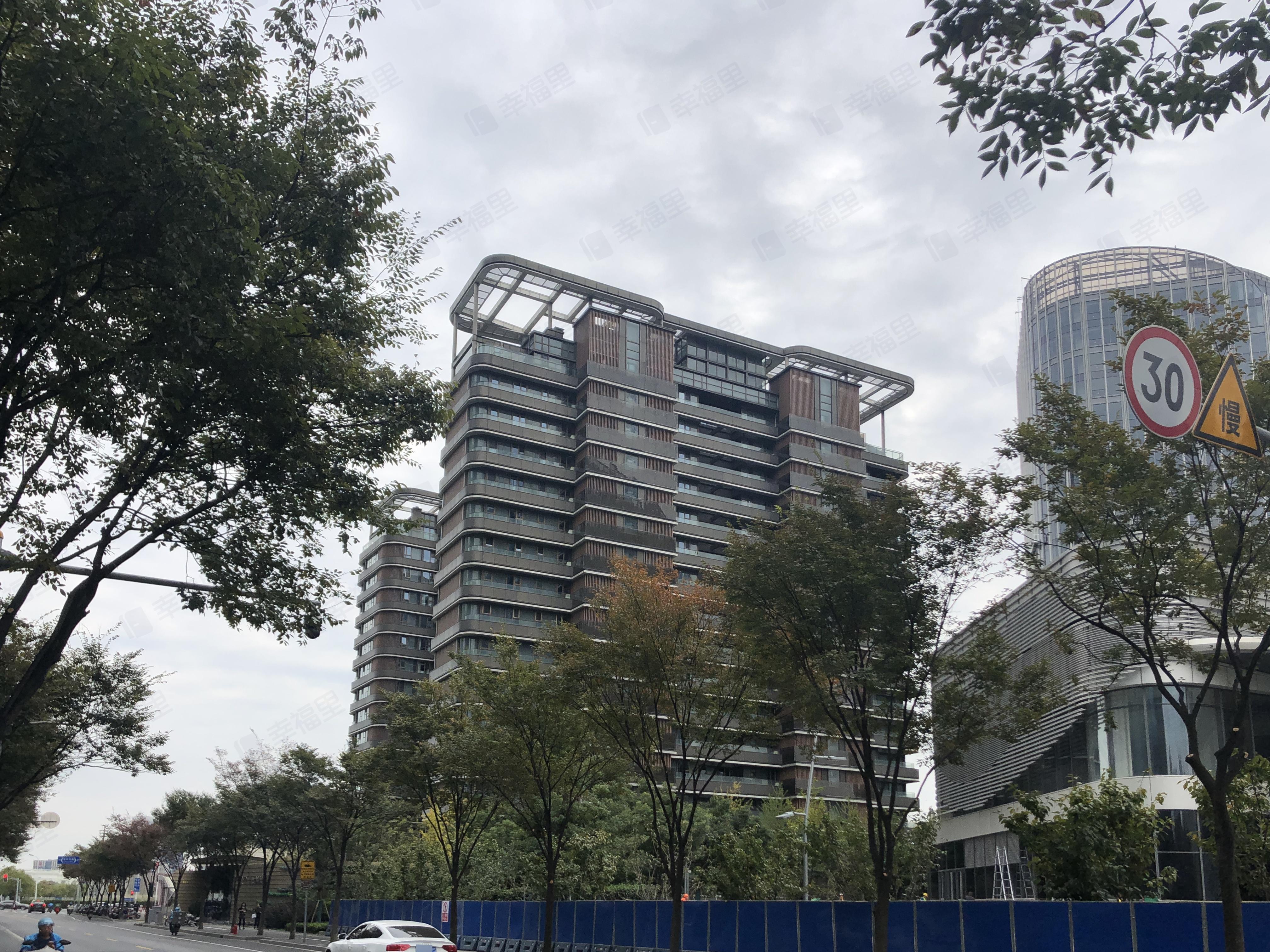 绿地黄浦滨江小区效果图