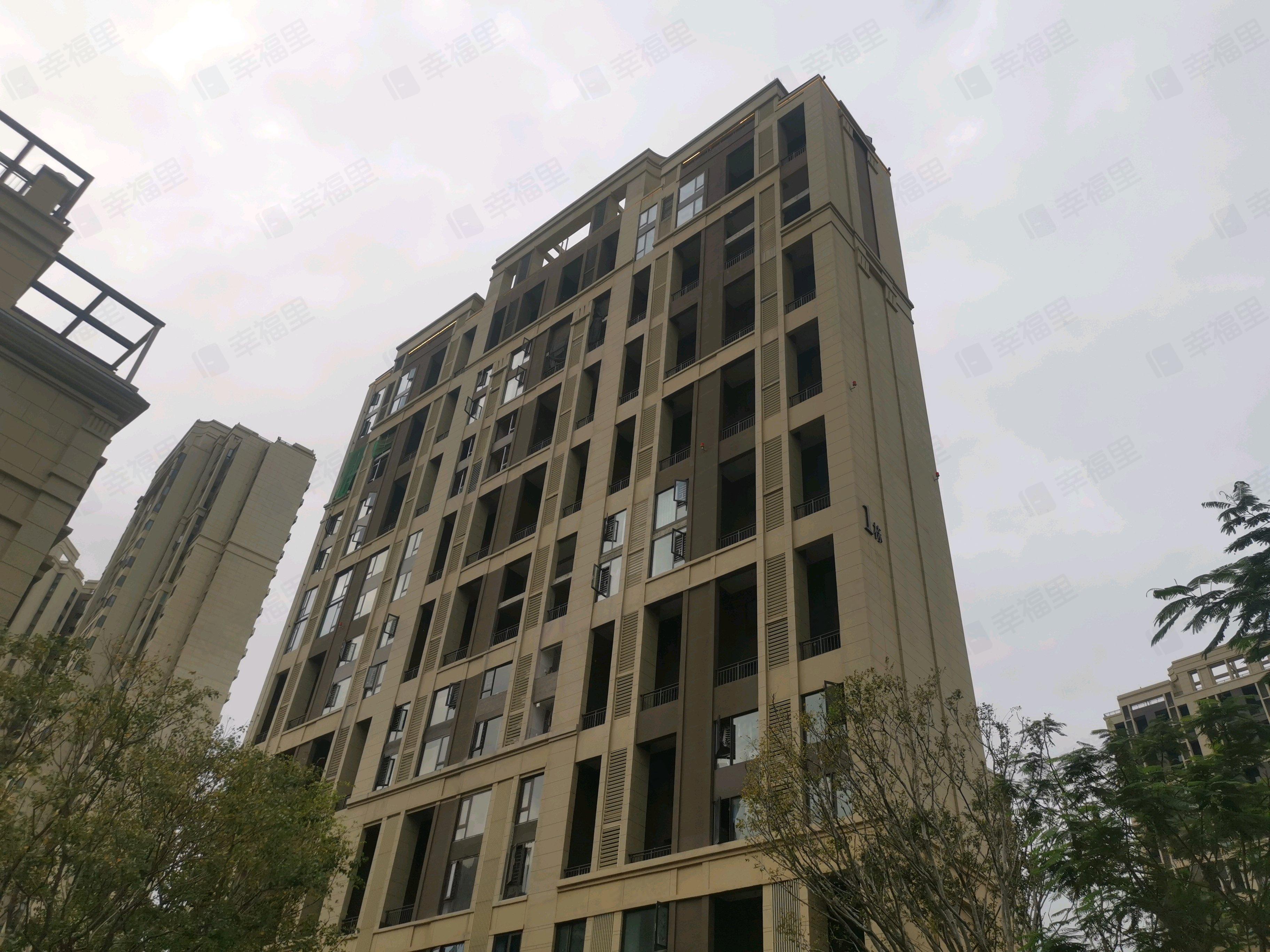 龙湖春江彼岸(三期）小区效果图