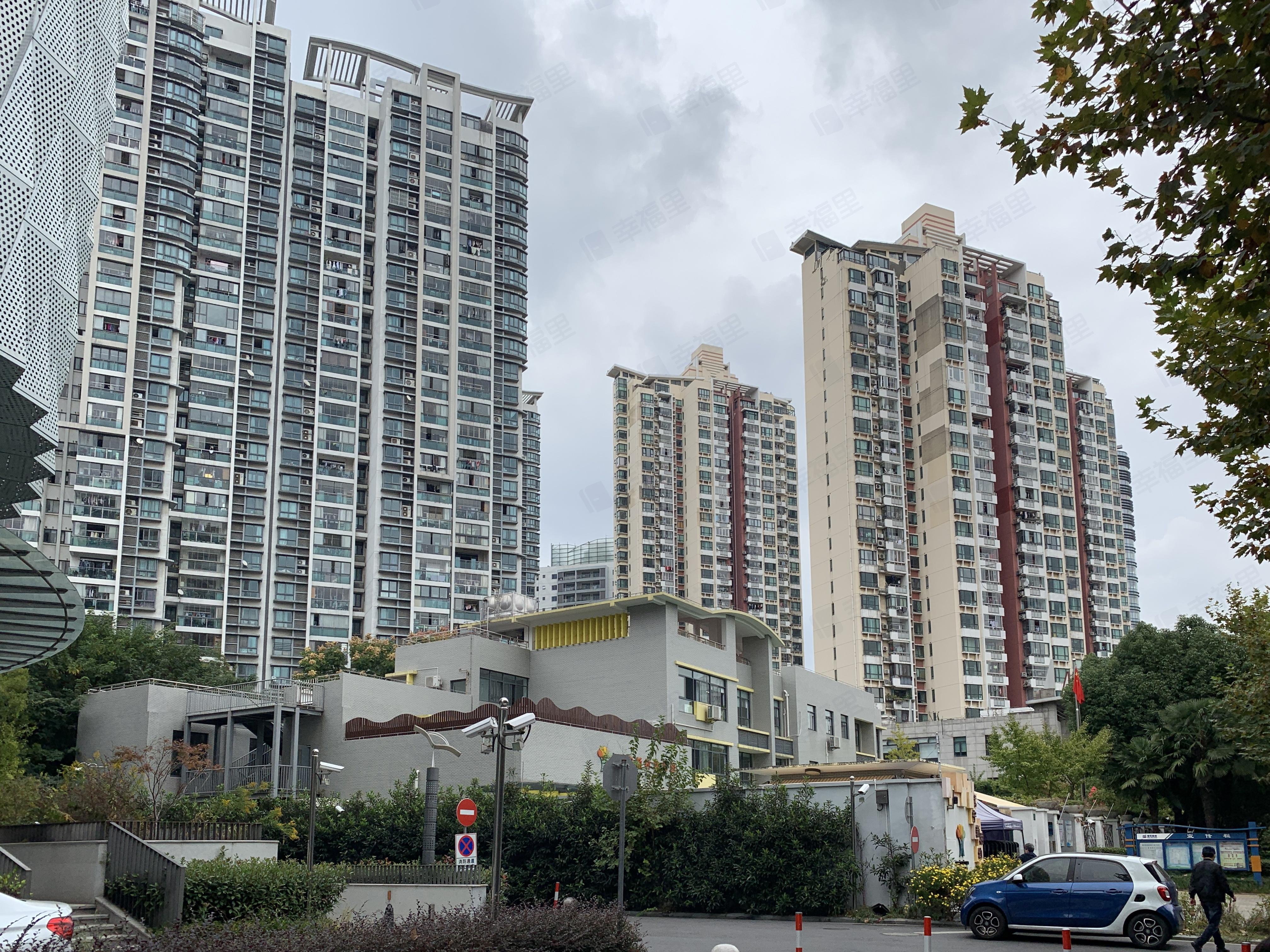 逸流公寓小区效果图