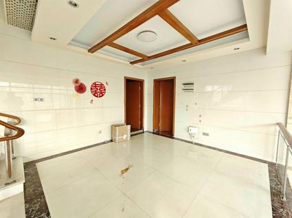 大朗大朗南整租 碧水天源5室2厅/352平/底层