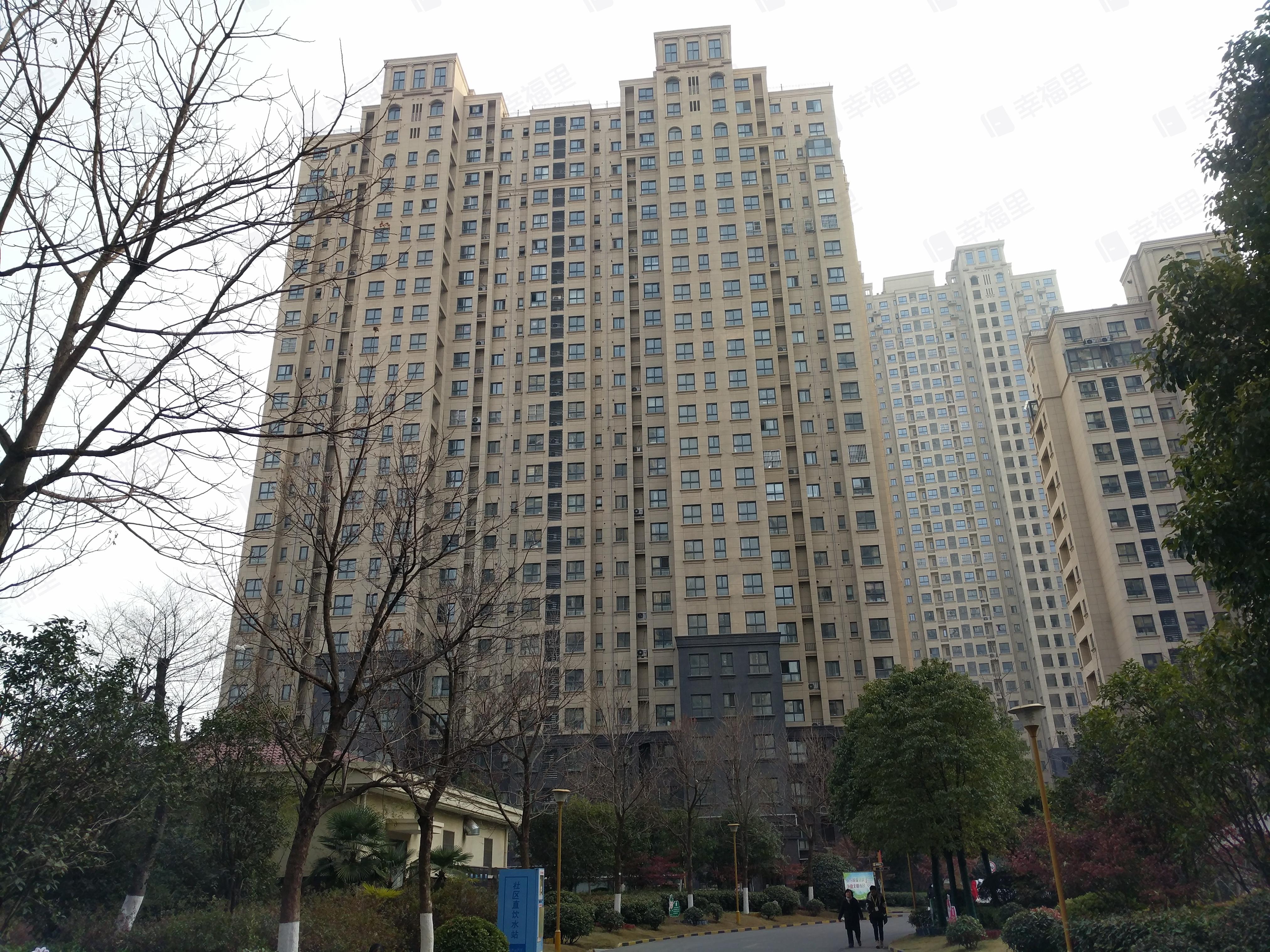 荣盛香榭兰庭小区效果图