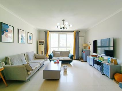 北京风雅颂风铃居3室2厅135平高楼层/共7层