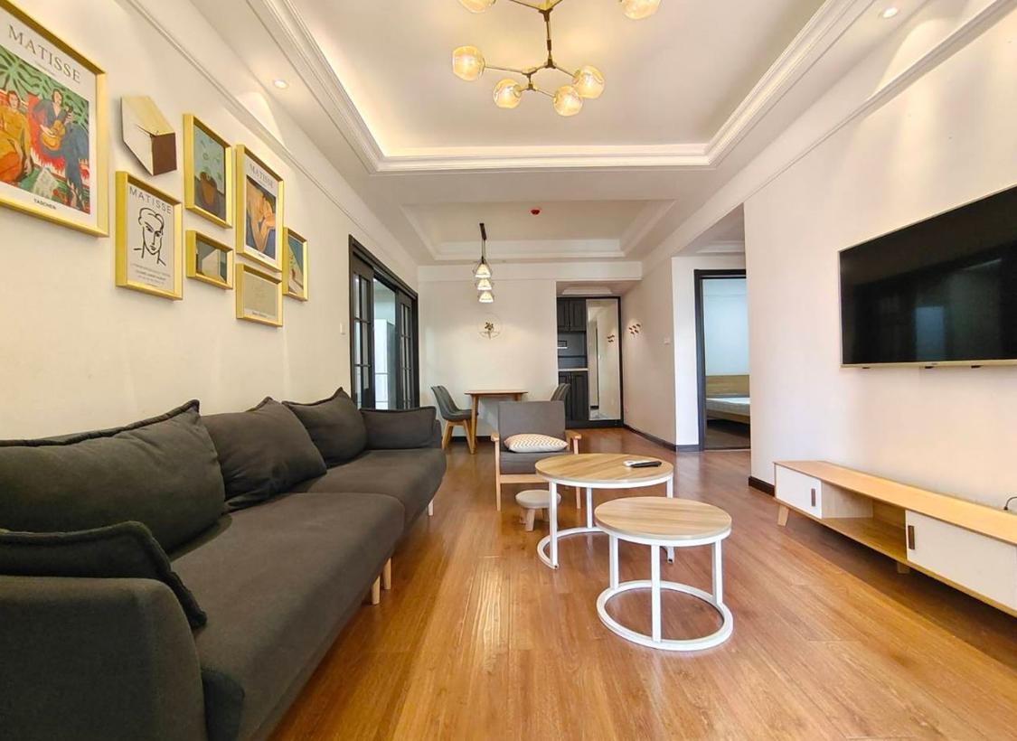 整租·融创凡尔赛(领馆四期)