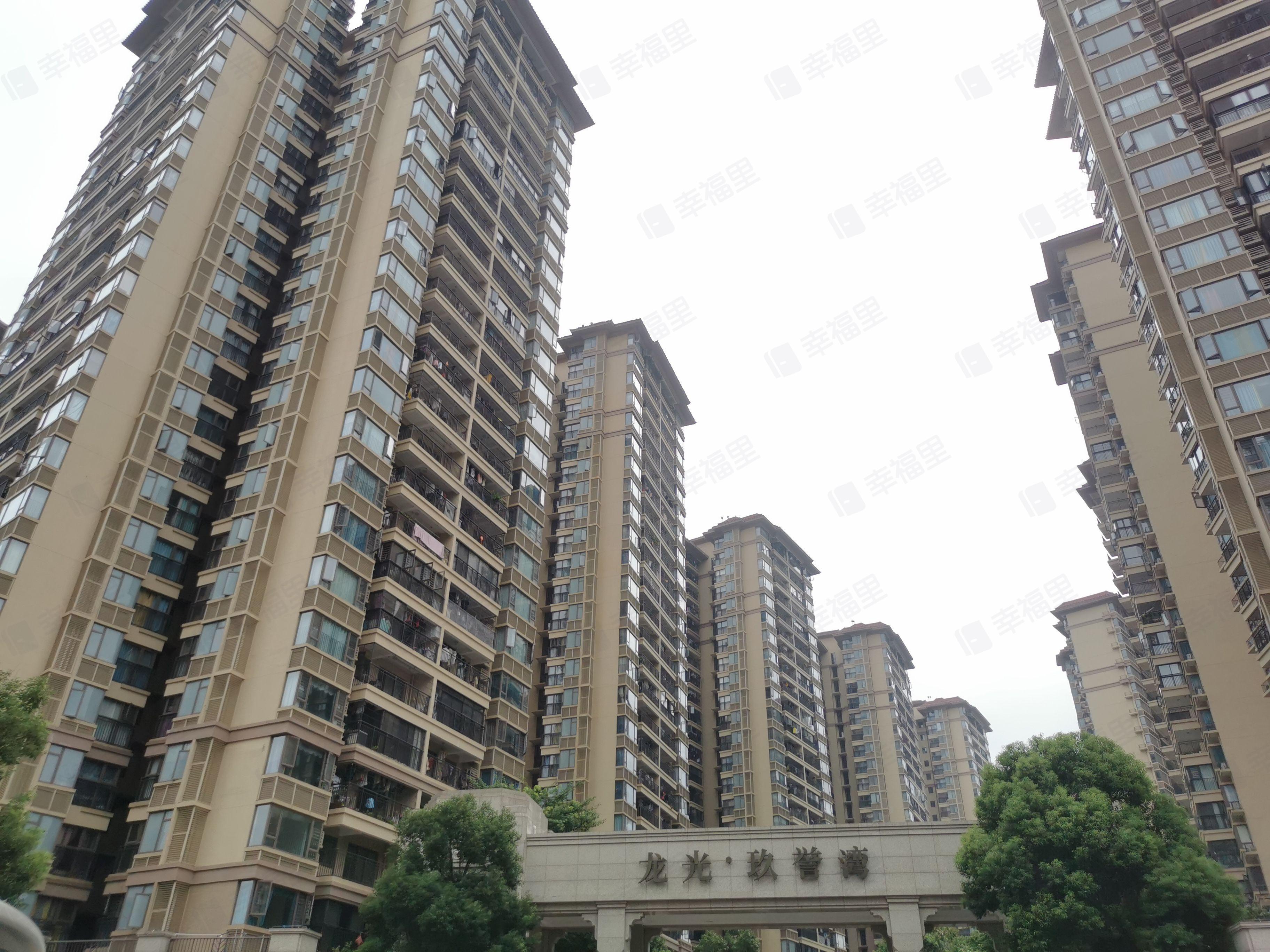 龙光玖誉湾小区效果图