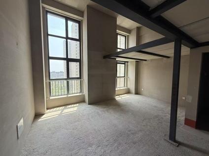 北京卓悦中心3室2厅67平高楼层/共17层