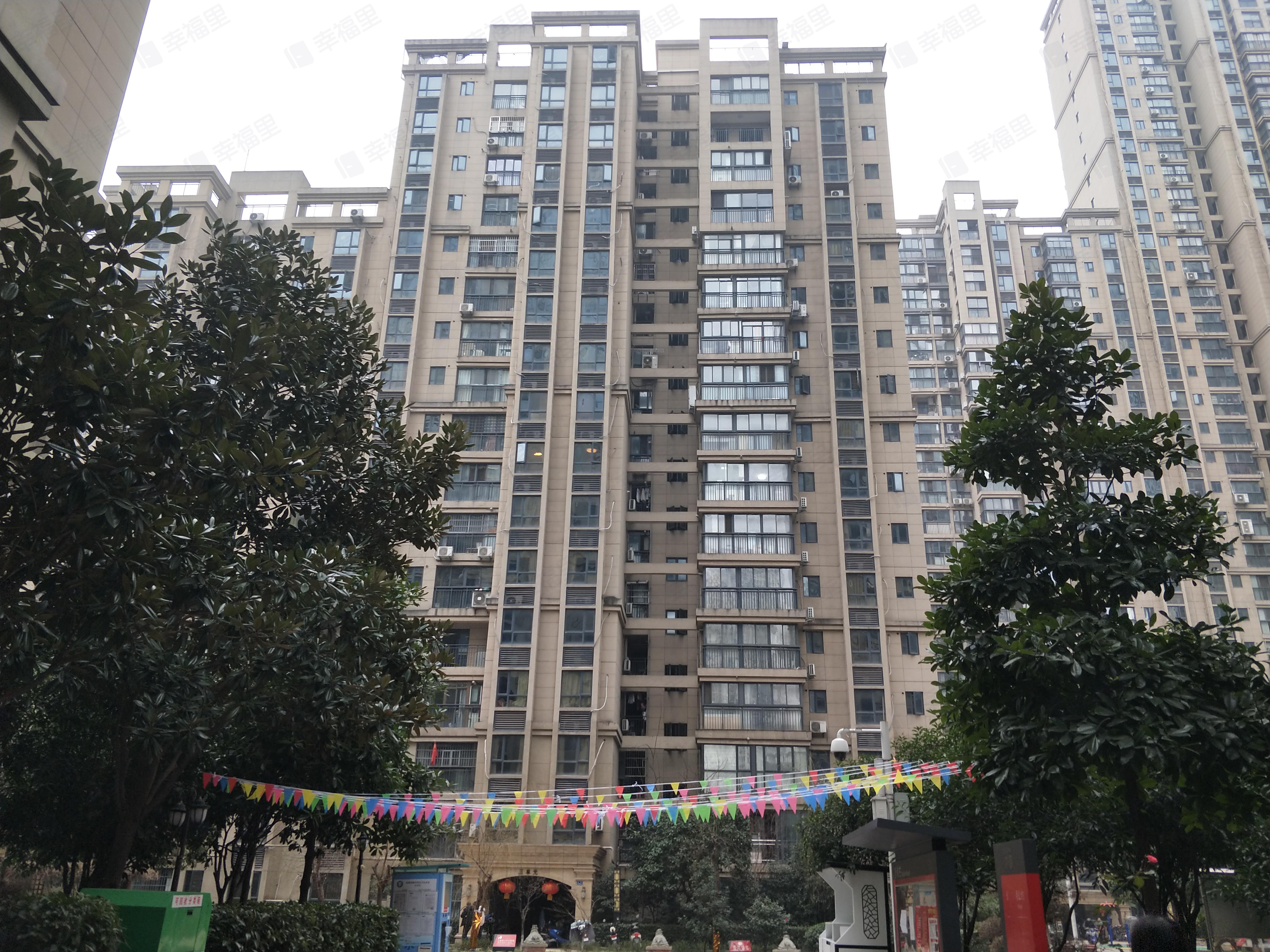 中御公馆小区效果图