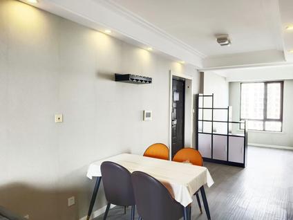 嘉定安亭整租 绿地海域苏河源(一期)1室1厅/90平/中楼层