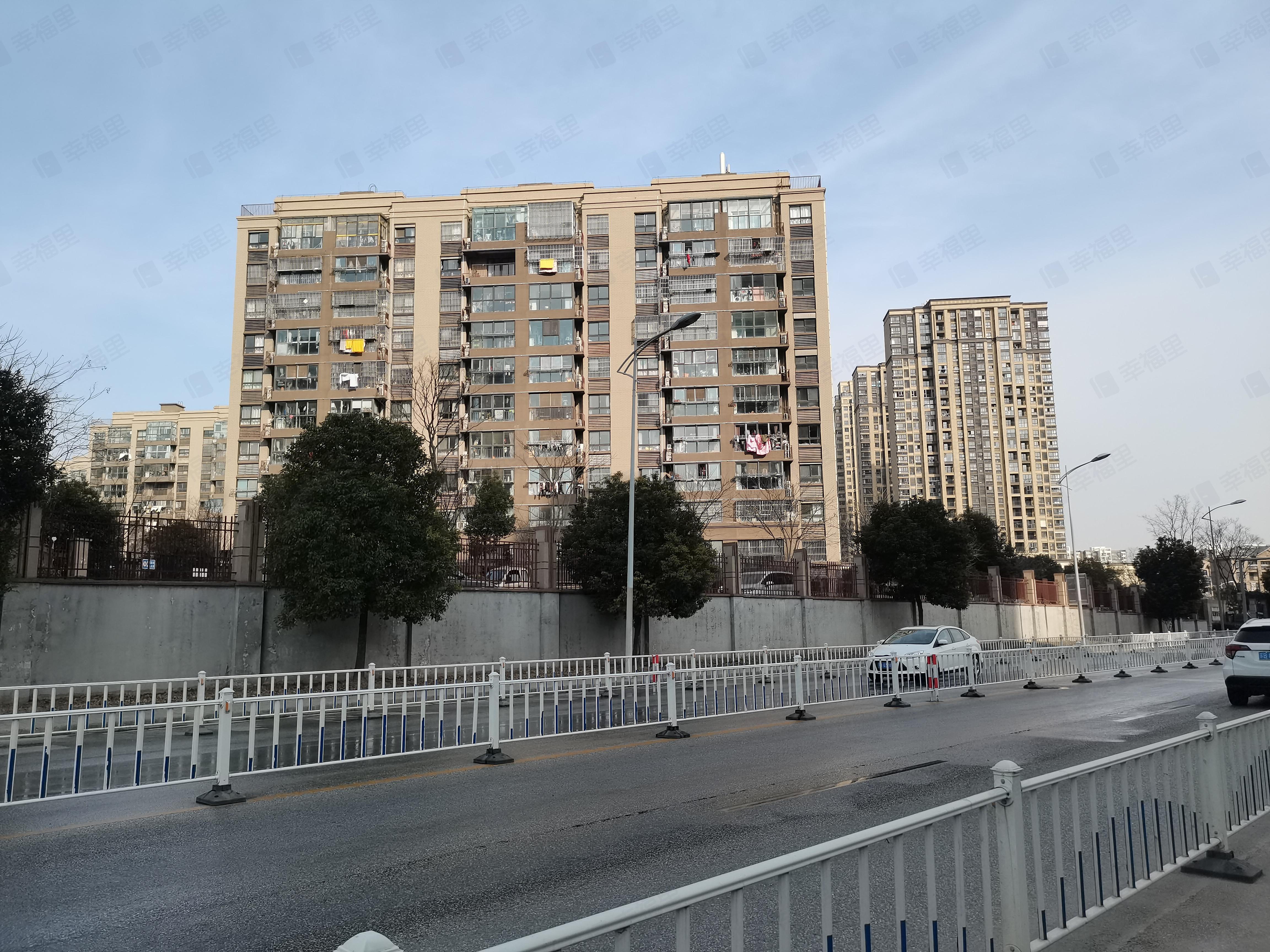 绿地世纪城(五期173-199)小区效果图