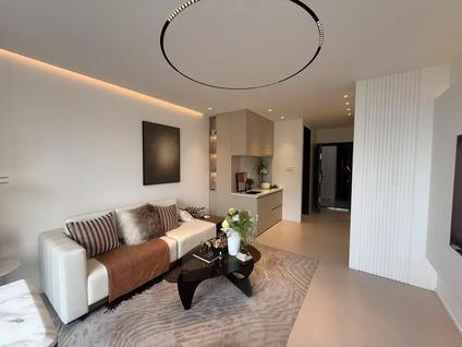 北京卓悦中心3室2厅65平低楼层/共20层