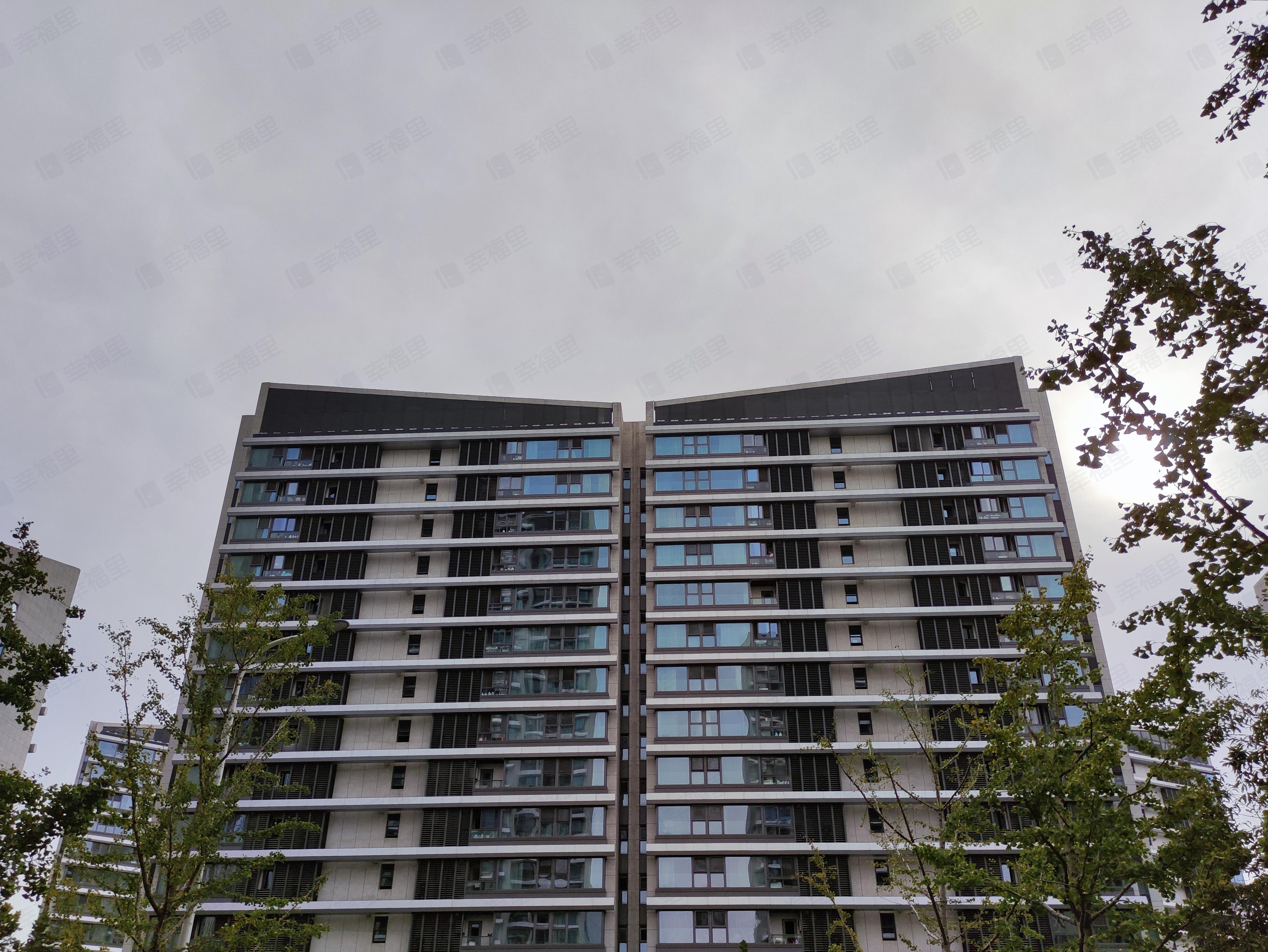 晶耀名邸小区效果图