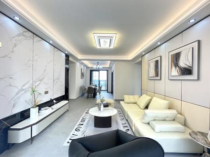 海口恩祥新城(北大华府A区)5室2厅127.16平中楼层/共26层