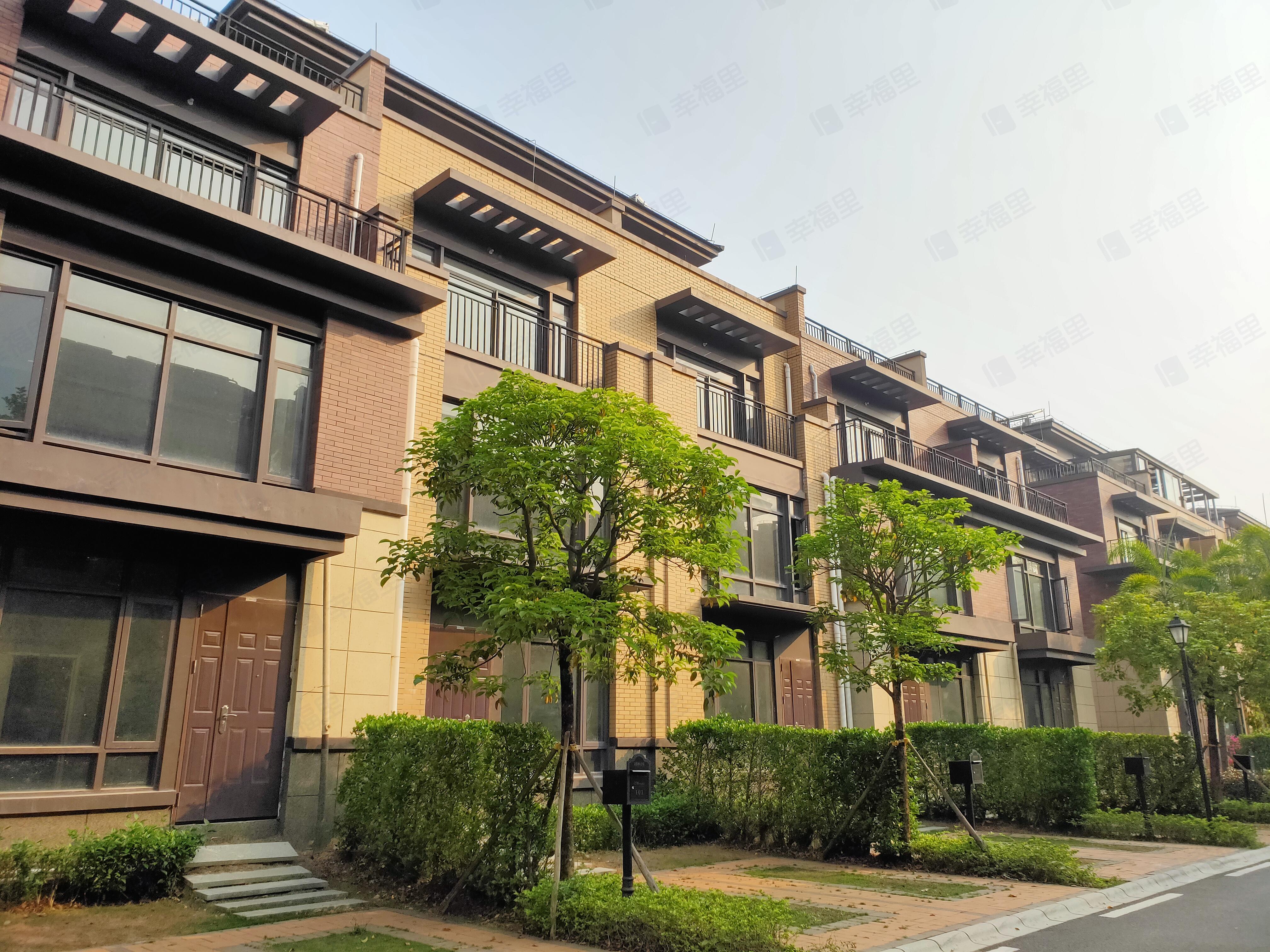 金地格林泊乐小区效果图