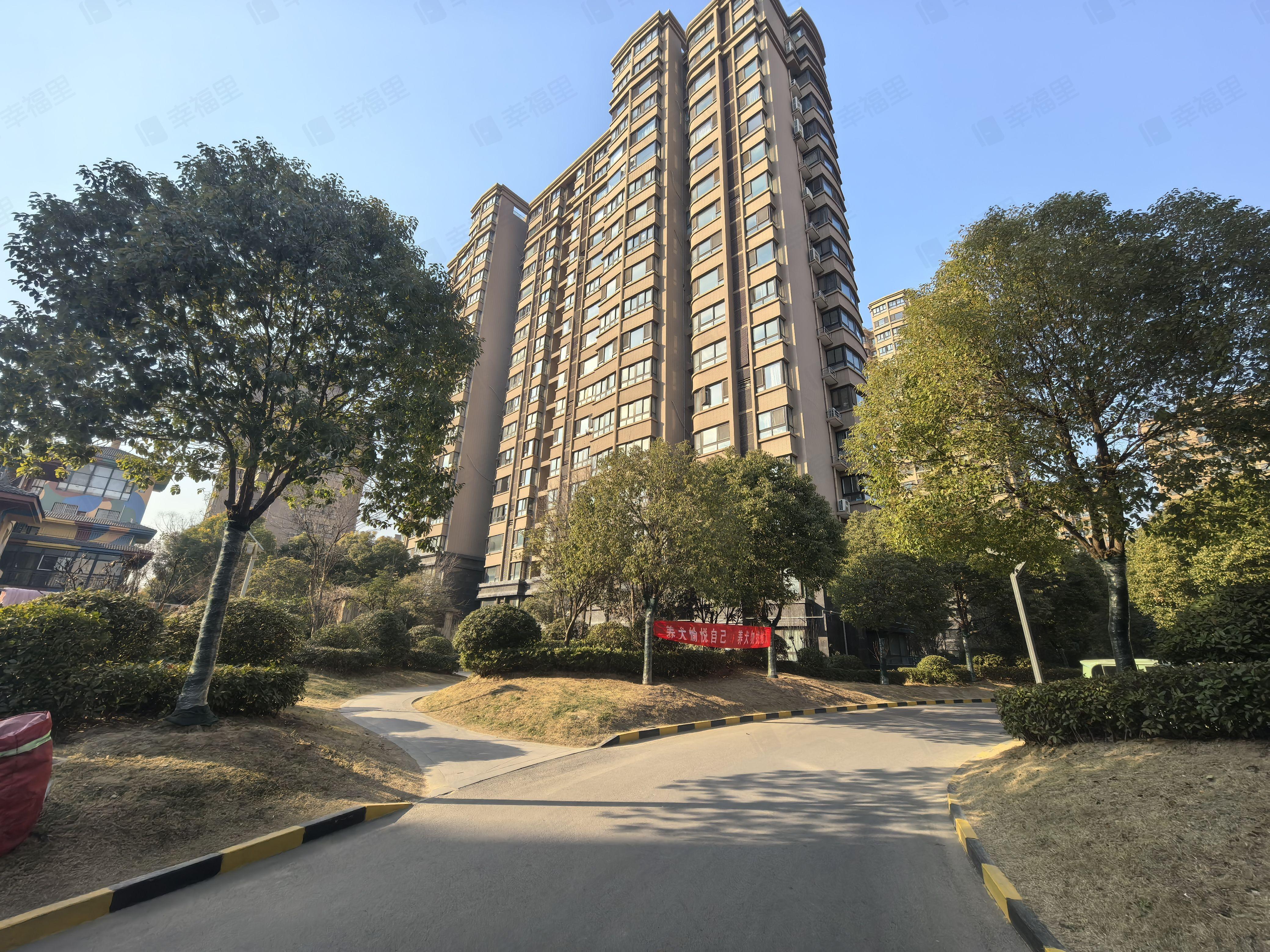 云龙华府小区效果图