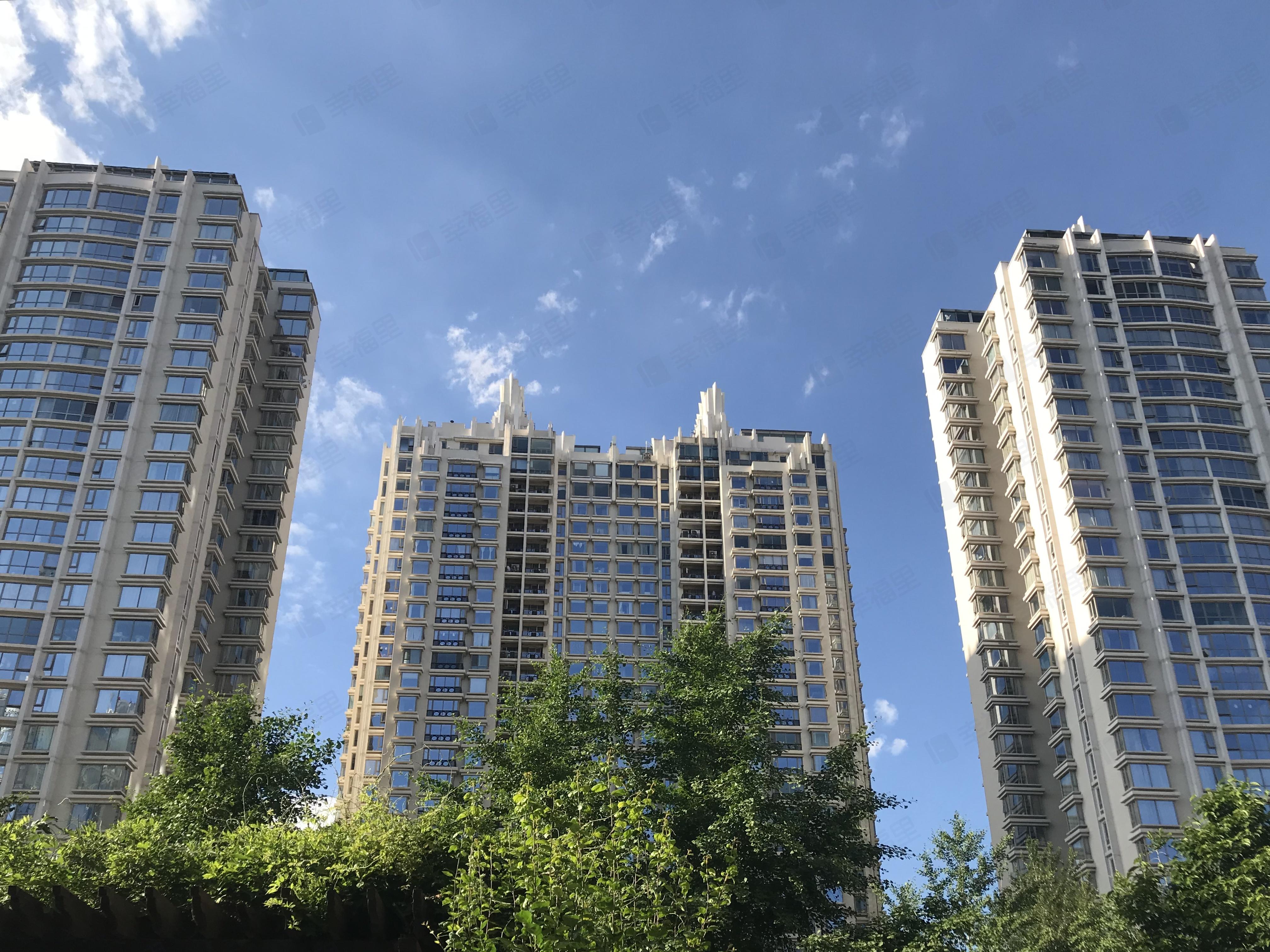 棕榈泉国际公寓小区效果图