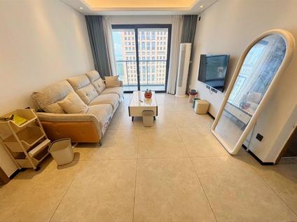 北京华润中心(三期)3室2厅112平中楼层/共22层