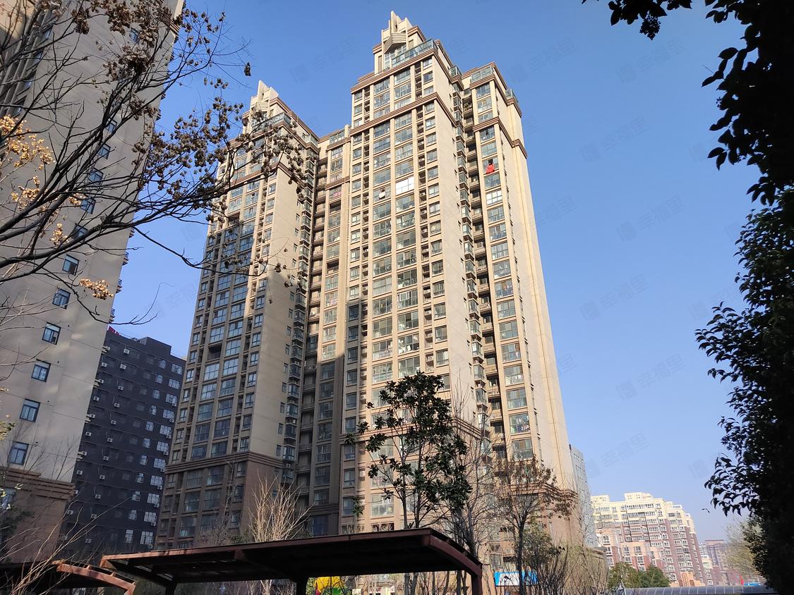 郑州新郑-南龙湖商圈/2016年建龙湖名郡