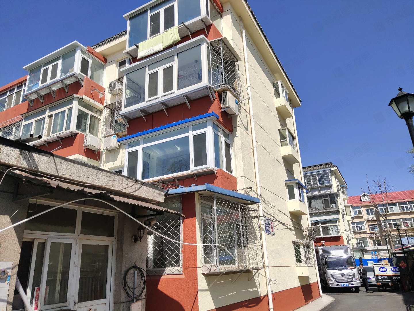 新建宫门路35号院小区效果图