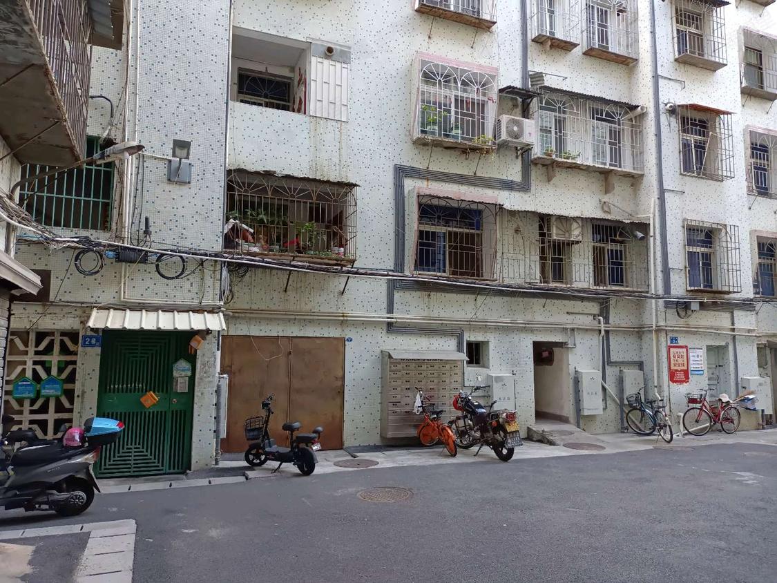 厦门集美-杏西路/暂无年代日东路职工住宅楼