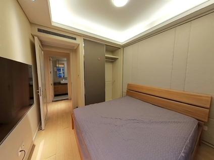 浦东前滩整租 晶耀名邸(三期)2室1厅/92平/中楼层