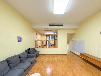 北京沿海丽水馨庭(别墅)4室2厅172.94平底层/共4层