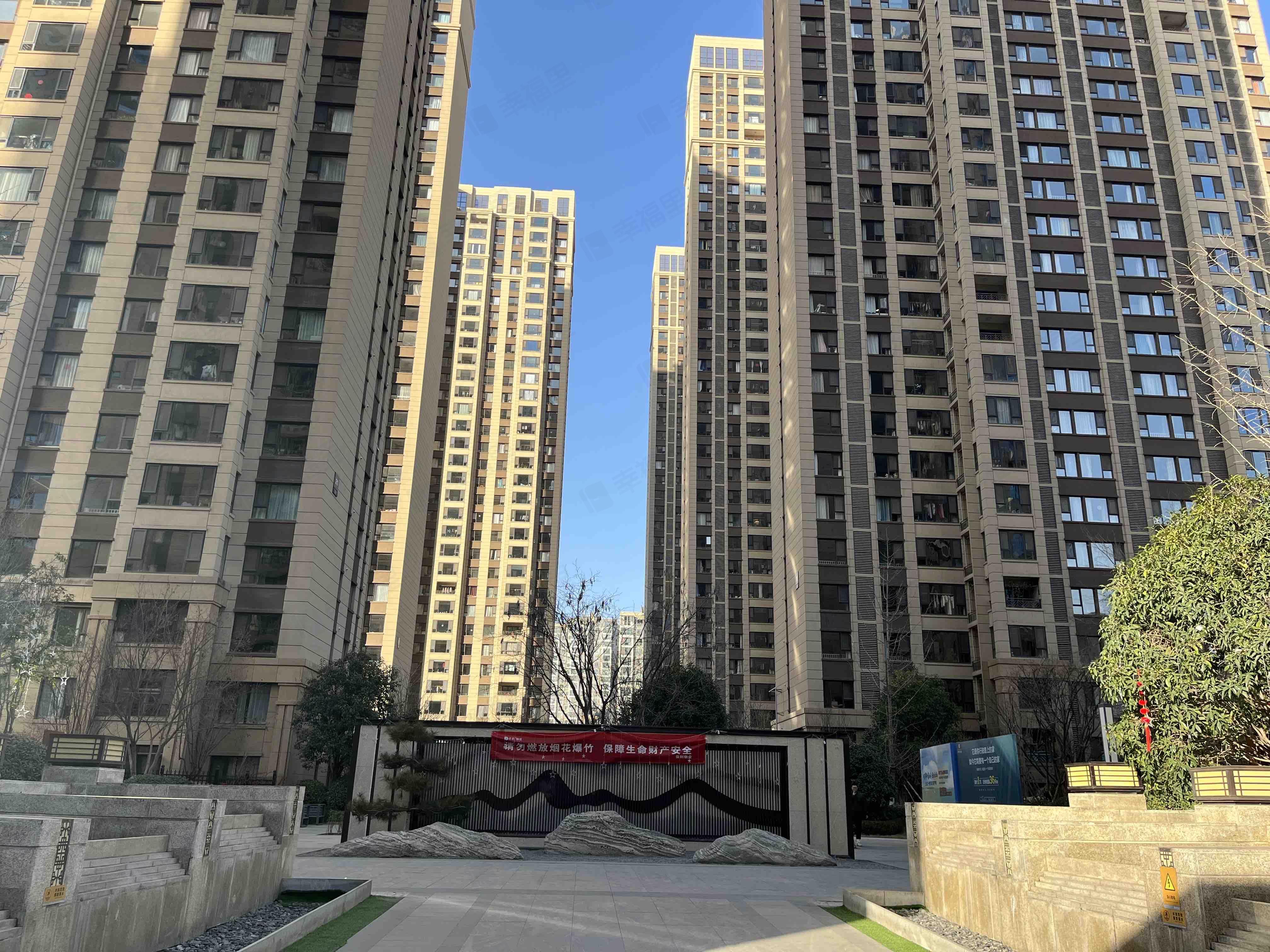 保利天悦(一期)小区效果图