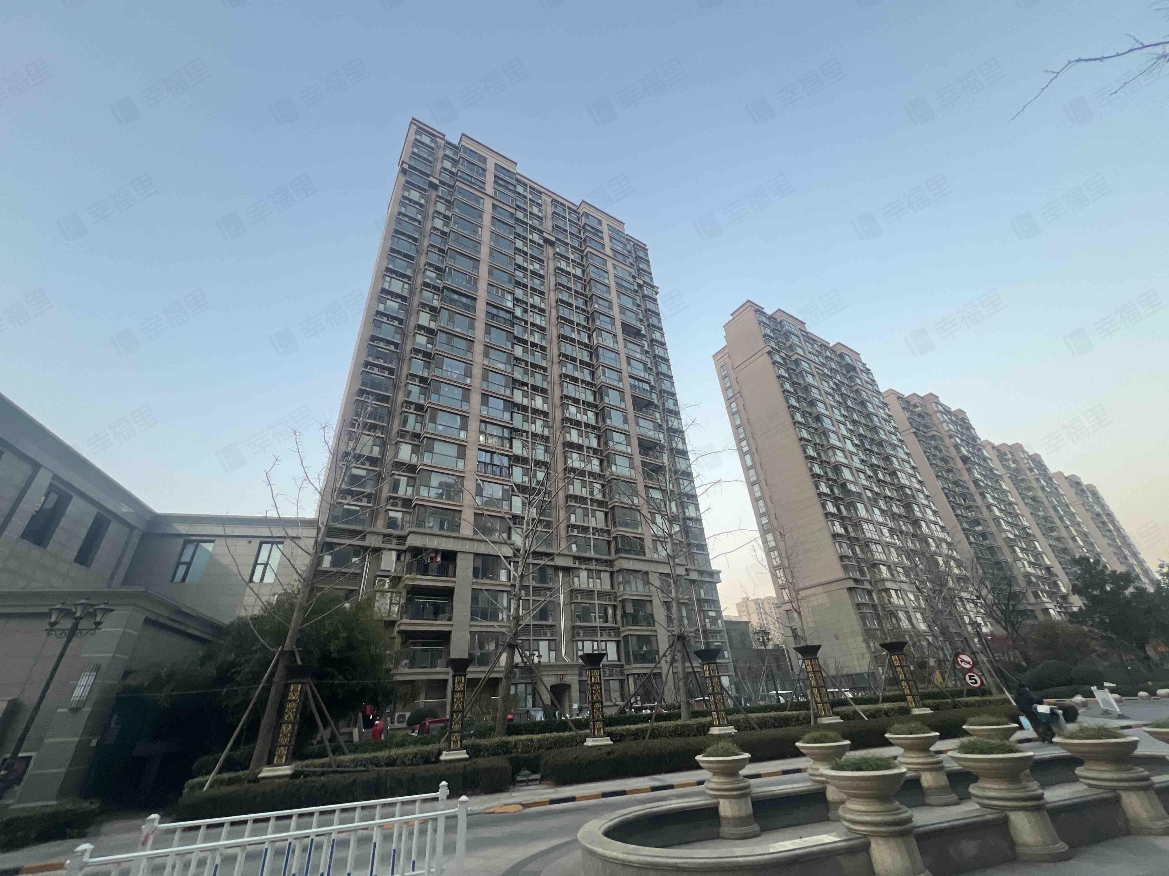 恒大滨河左岸(一期)小区效果图