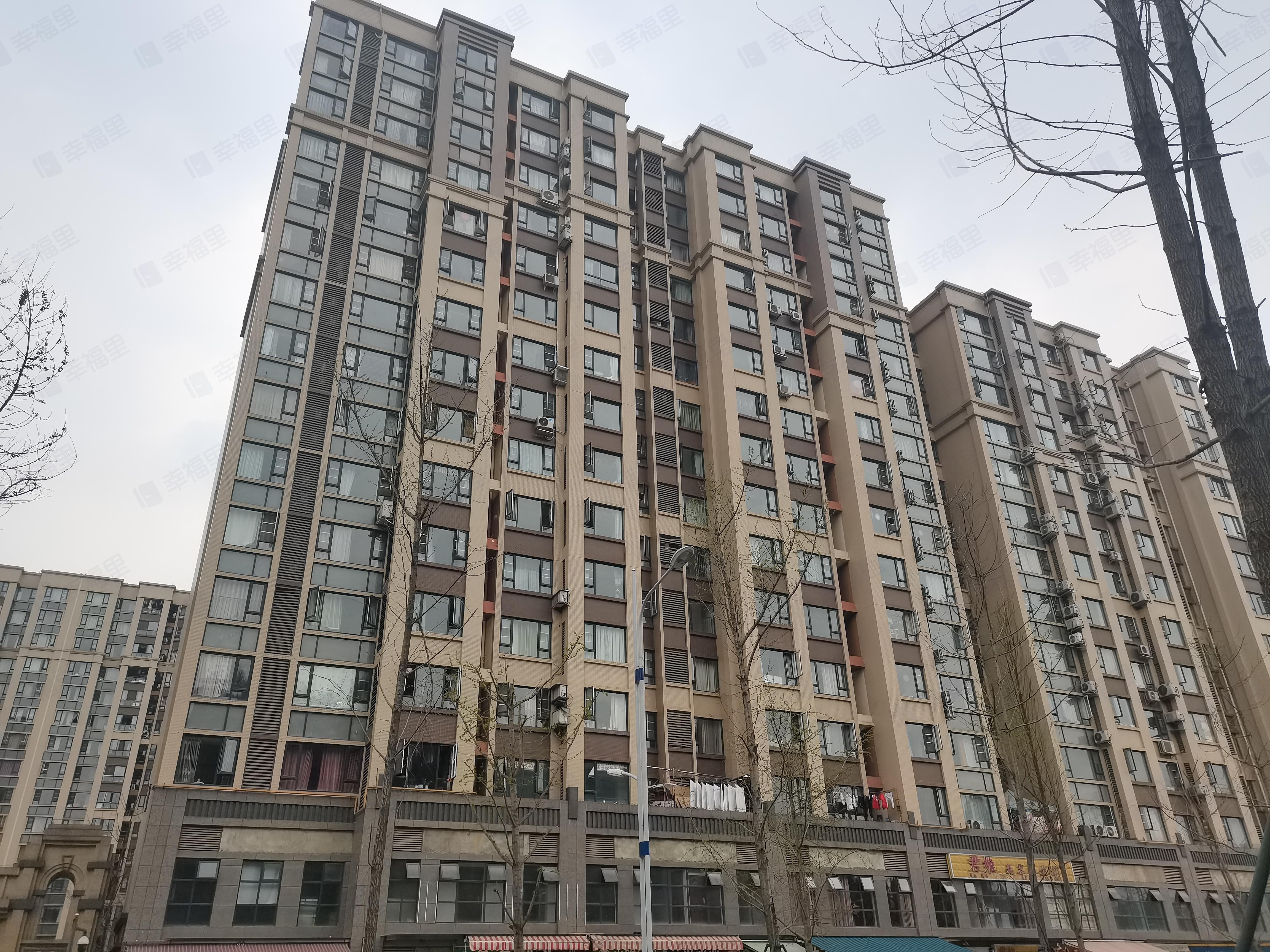邦泰华府公馆小区效果图
