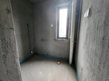 北京龙景花园3室2厅75平中楼层/共23层