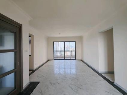 北京鼎湖碧桂园蓝庭4室2厅126平中楼层/共16层