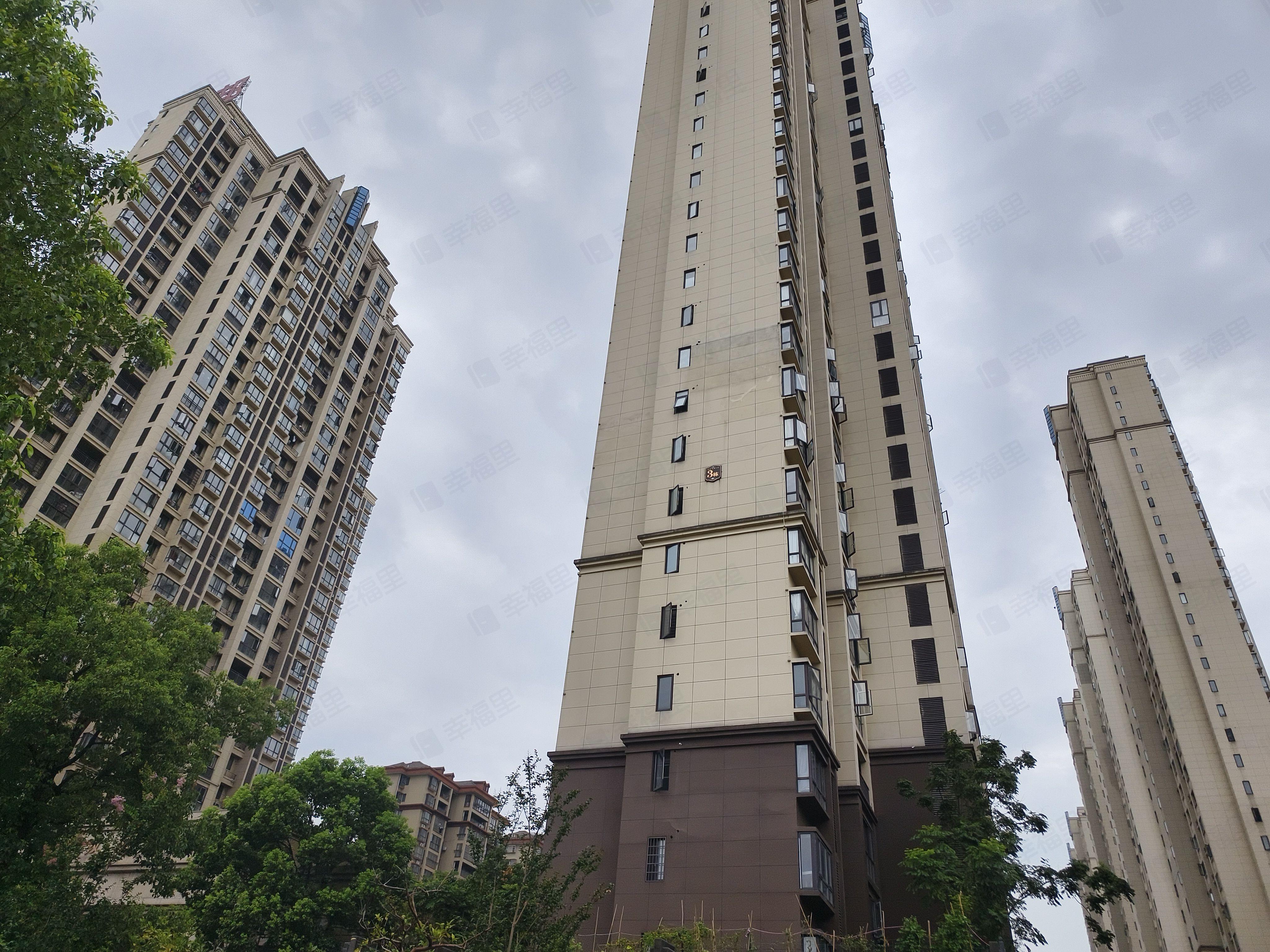 友邦玫瑰公馆小区效果图