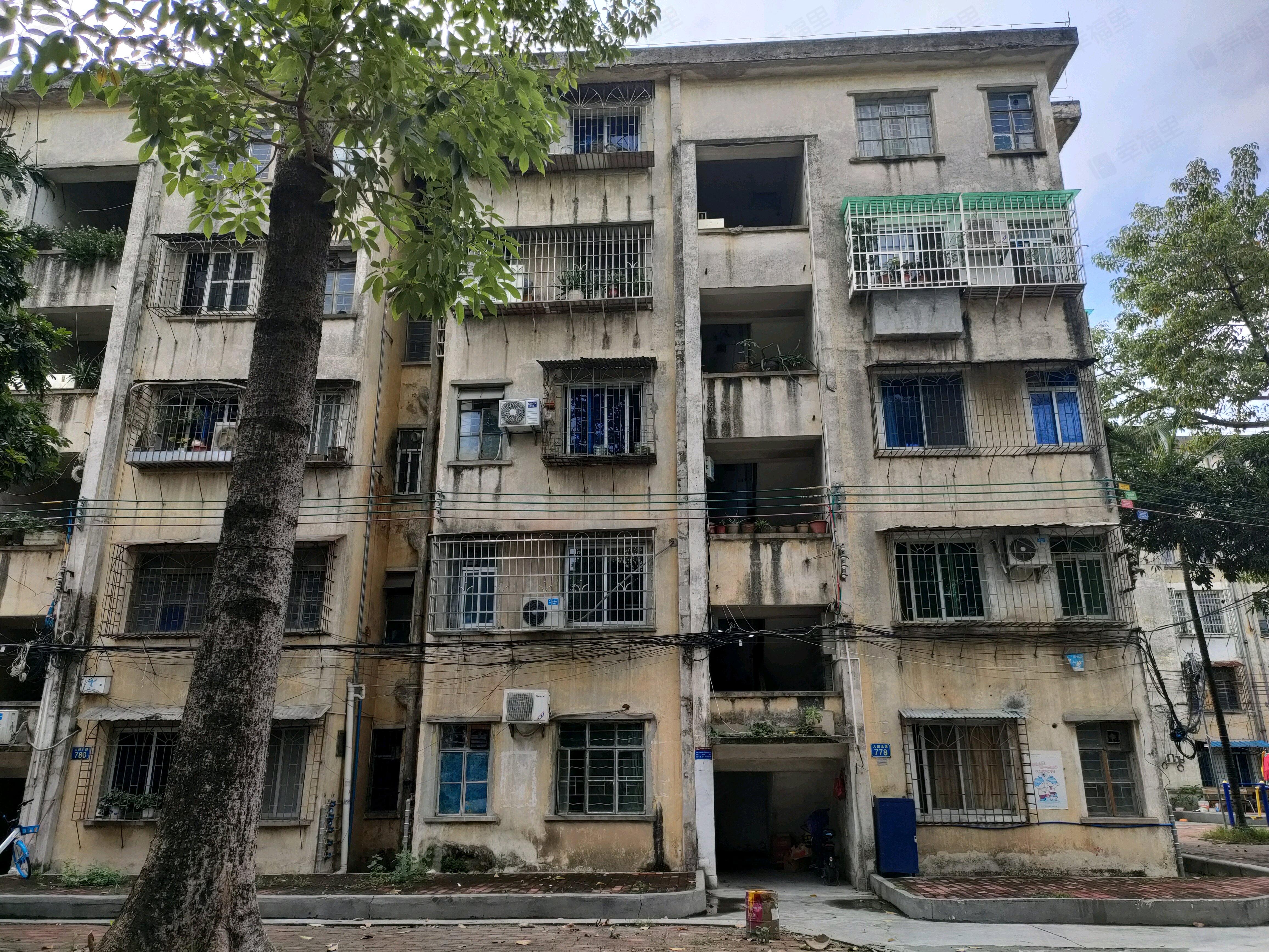 大朗车站生活区小区效果图