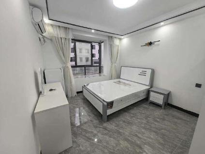 雁塔明德门整租 南方星座1室1厅/45平/中楼层