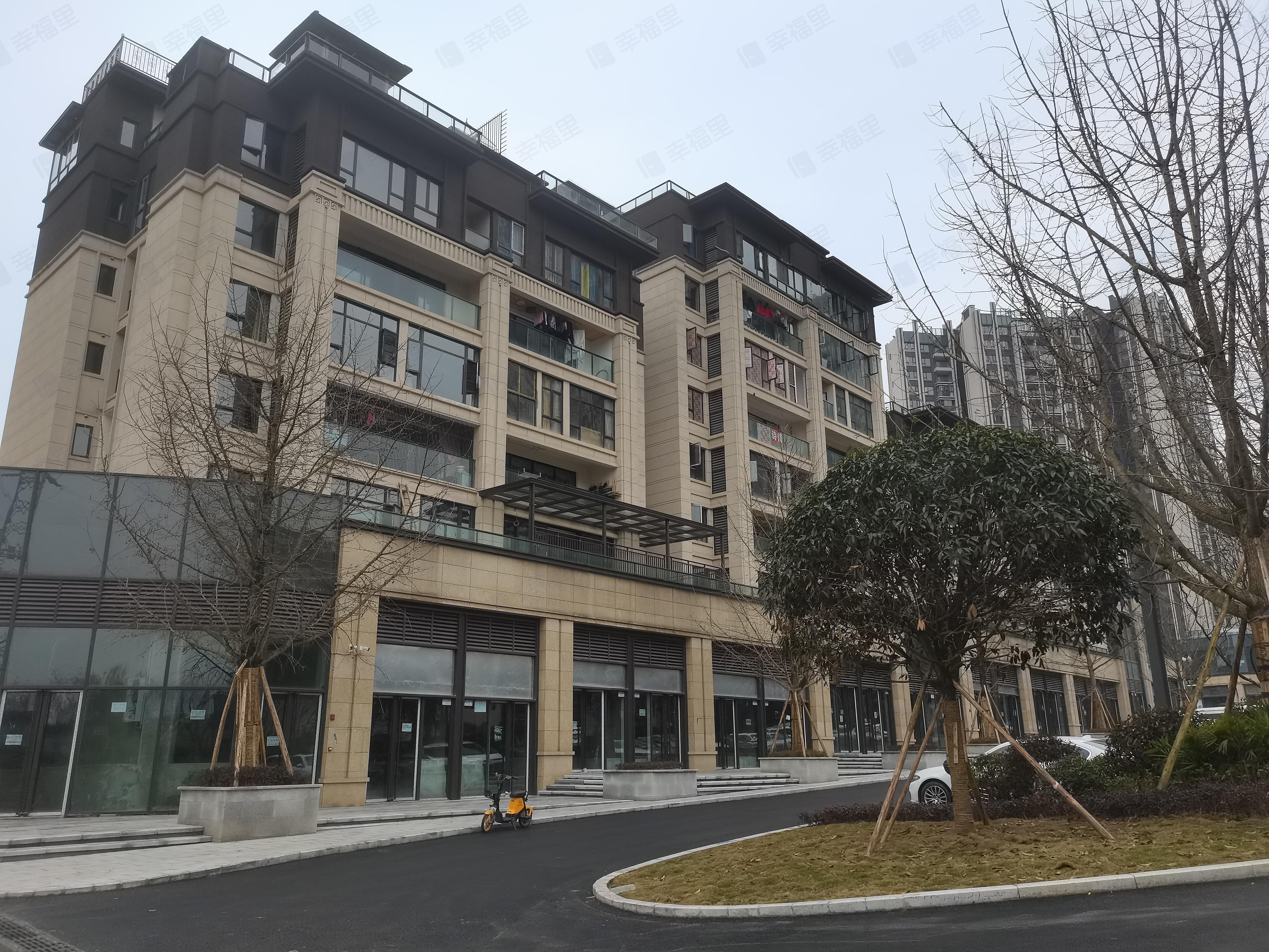 新鸥鹏拉菲公馆(B区)小区效果图