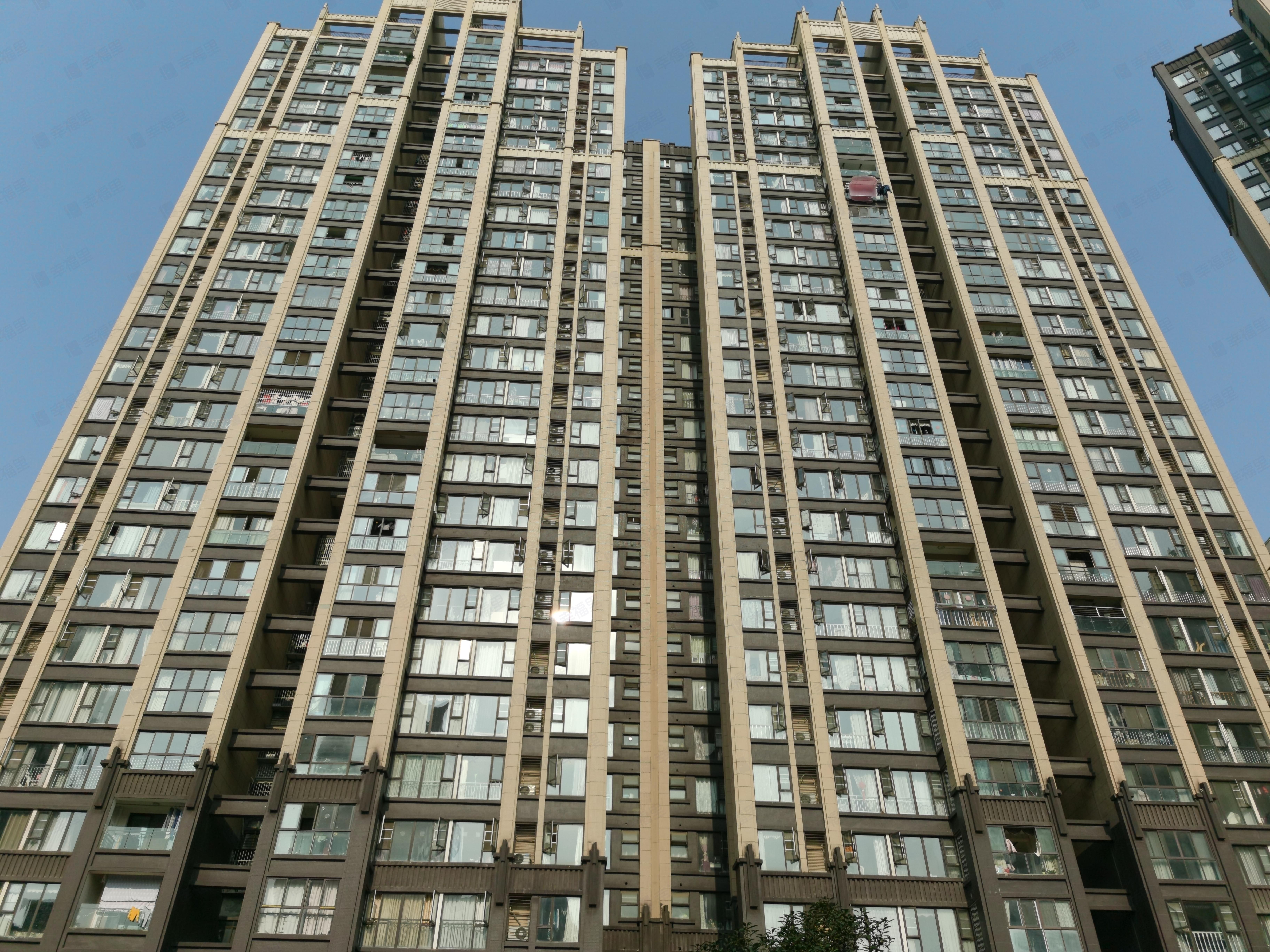 蓝光锦绣城(五期)小区效果图