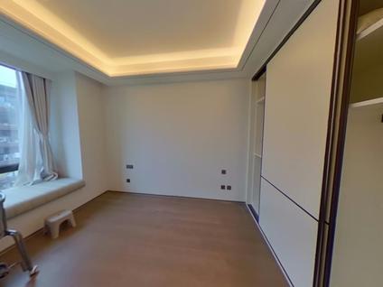 浦东碧云整租 碧云尊邸5室2厅/225平/高楼层