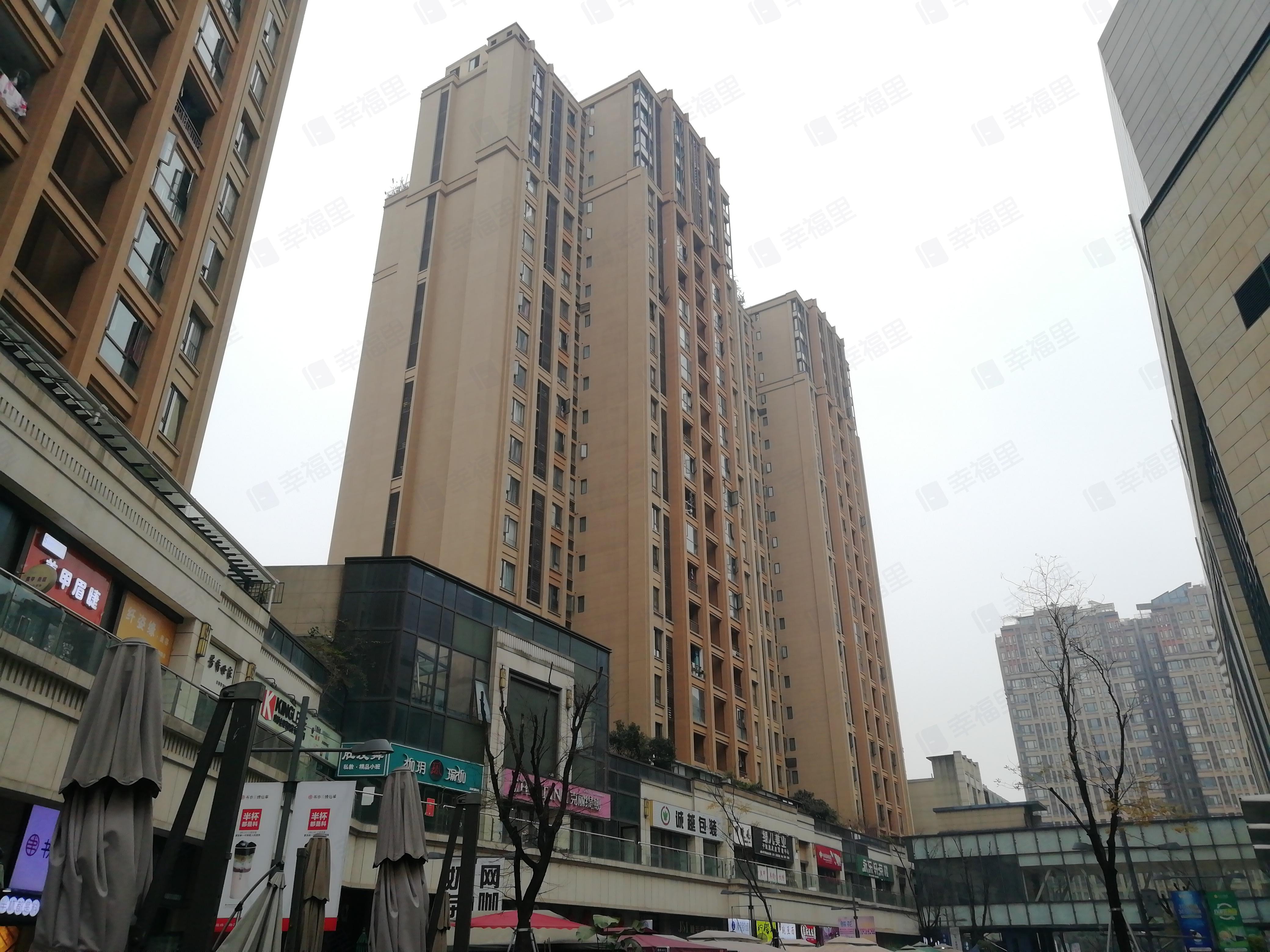 龙湖北城天街(二期)小区效果图