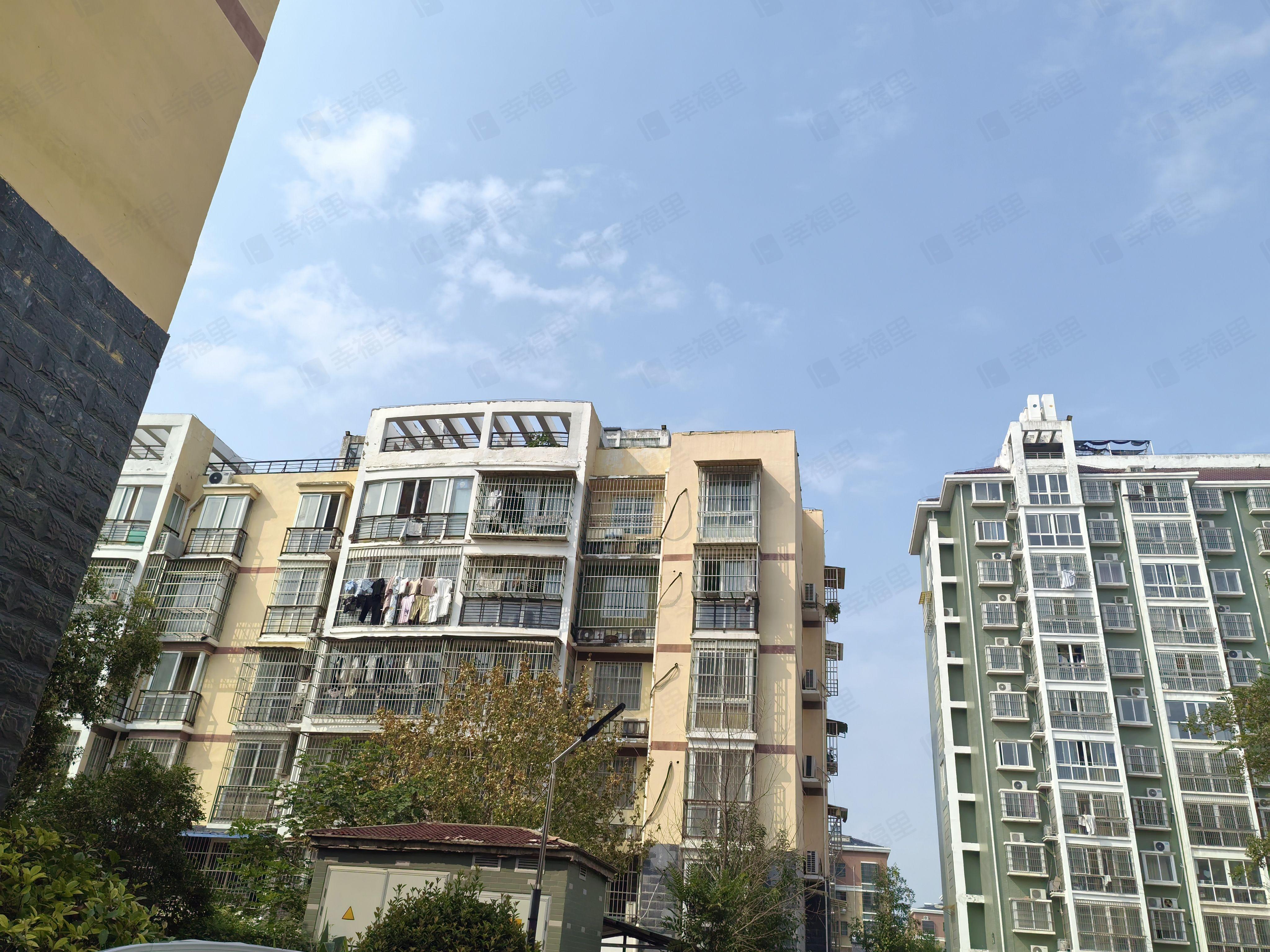 梨都华庭小区效果图