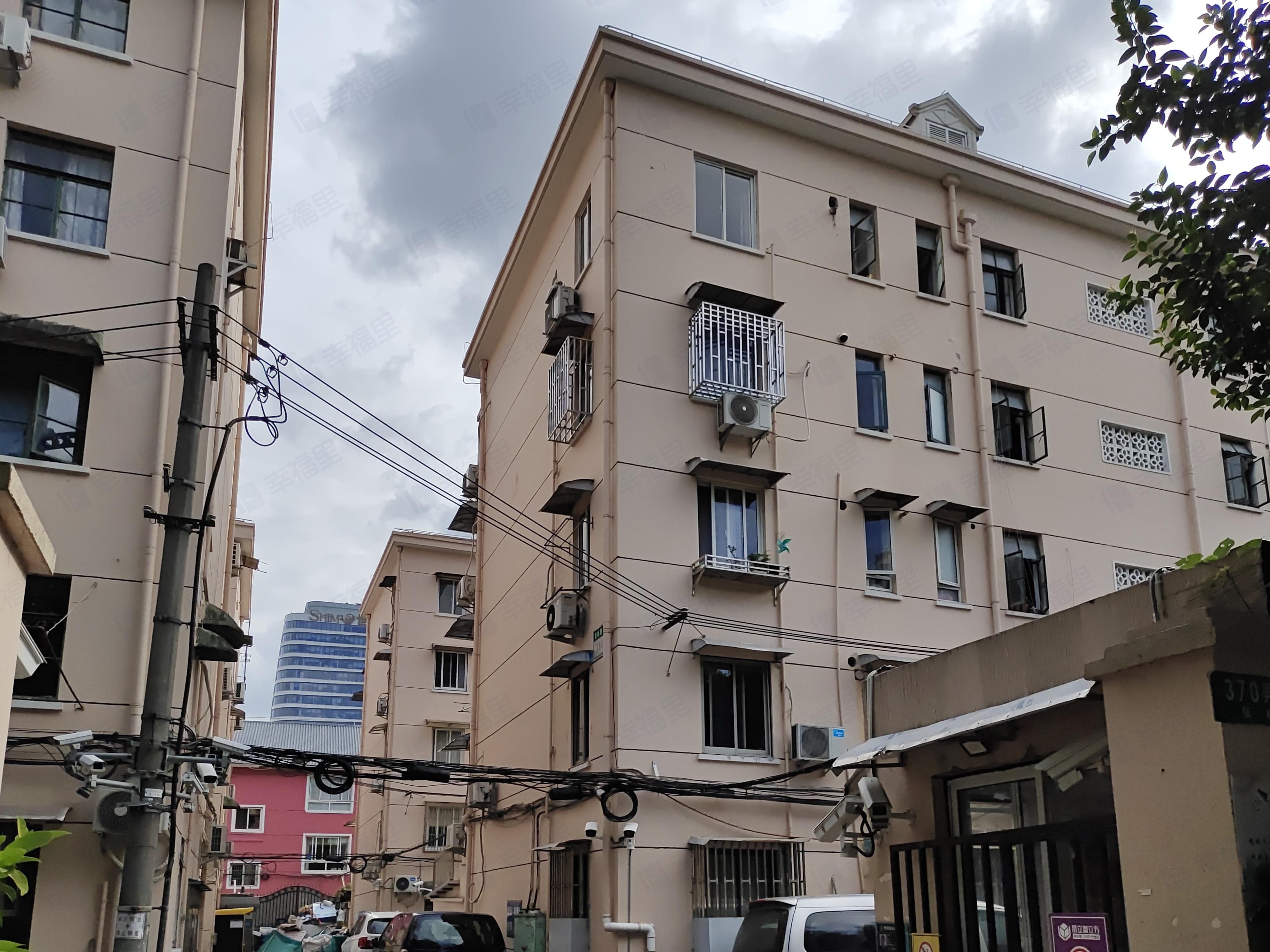 张杨路370弄小区小区效果图