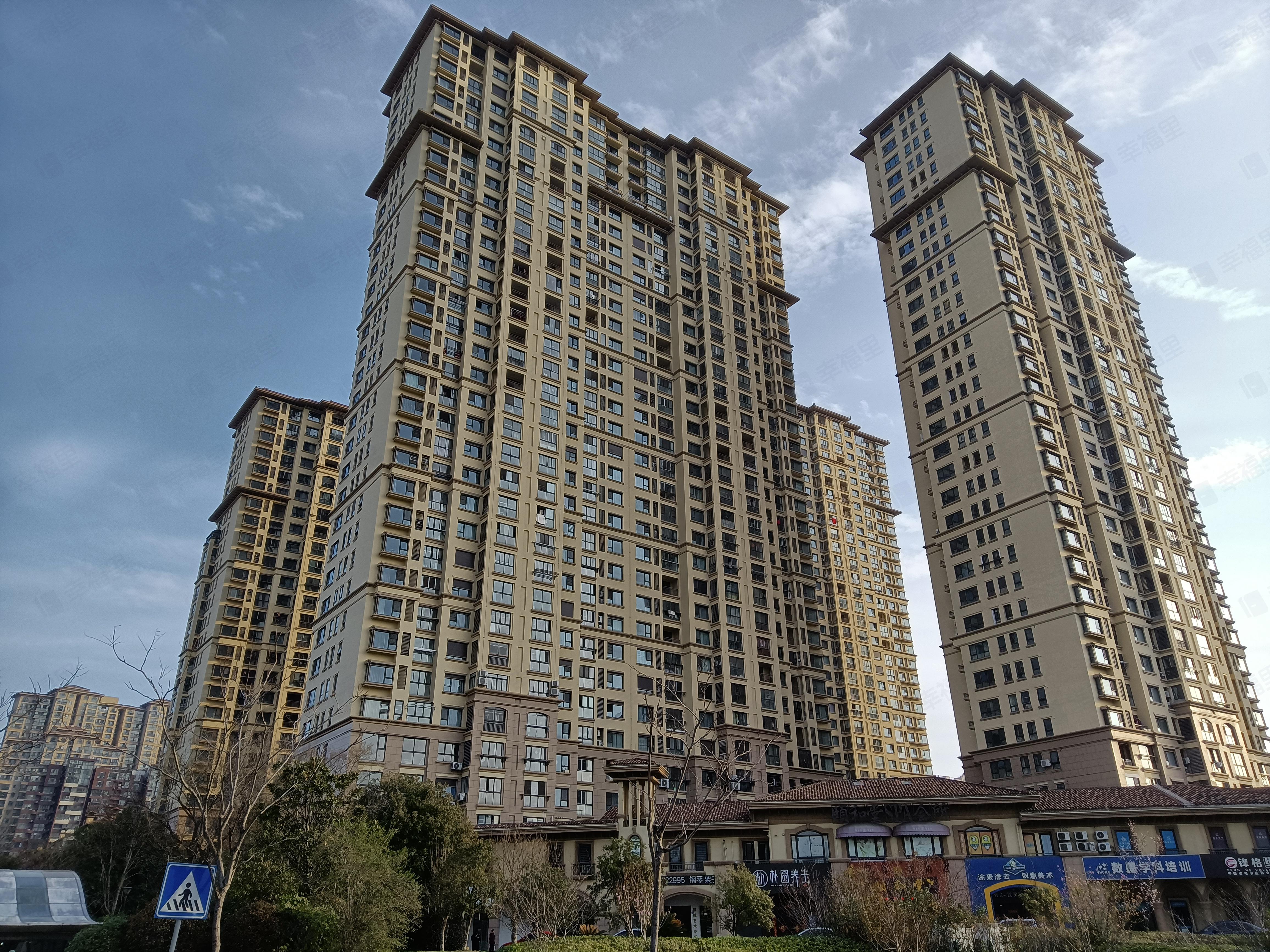 融科瑷颐湾小区效果图