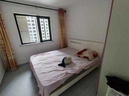 北京合生龙河湾壹号2室2厅90平中楼层/共19层