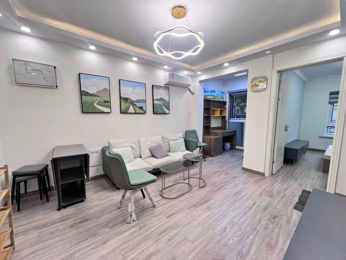 合租·练祁佳城盛蔷坊