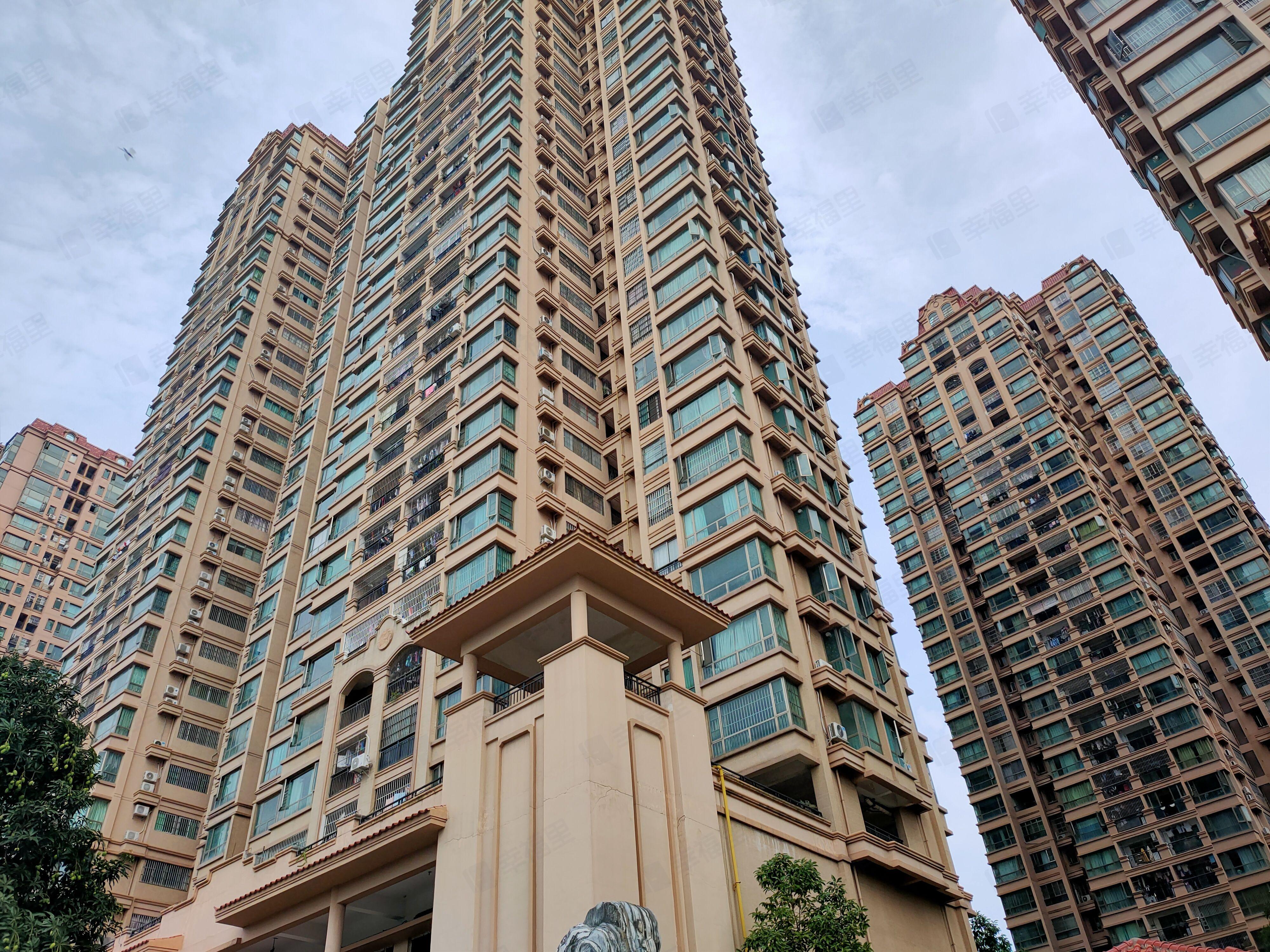 红日山湖小区效果图