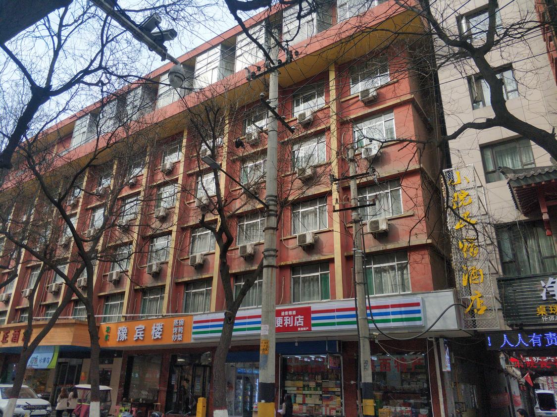 西安新城-解放路/暂无年代东一路117号院