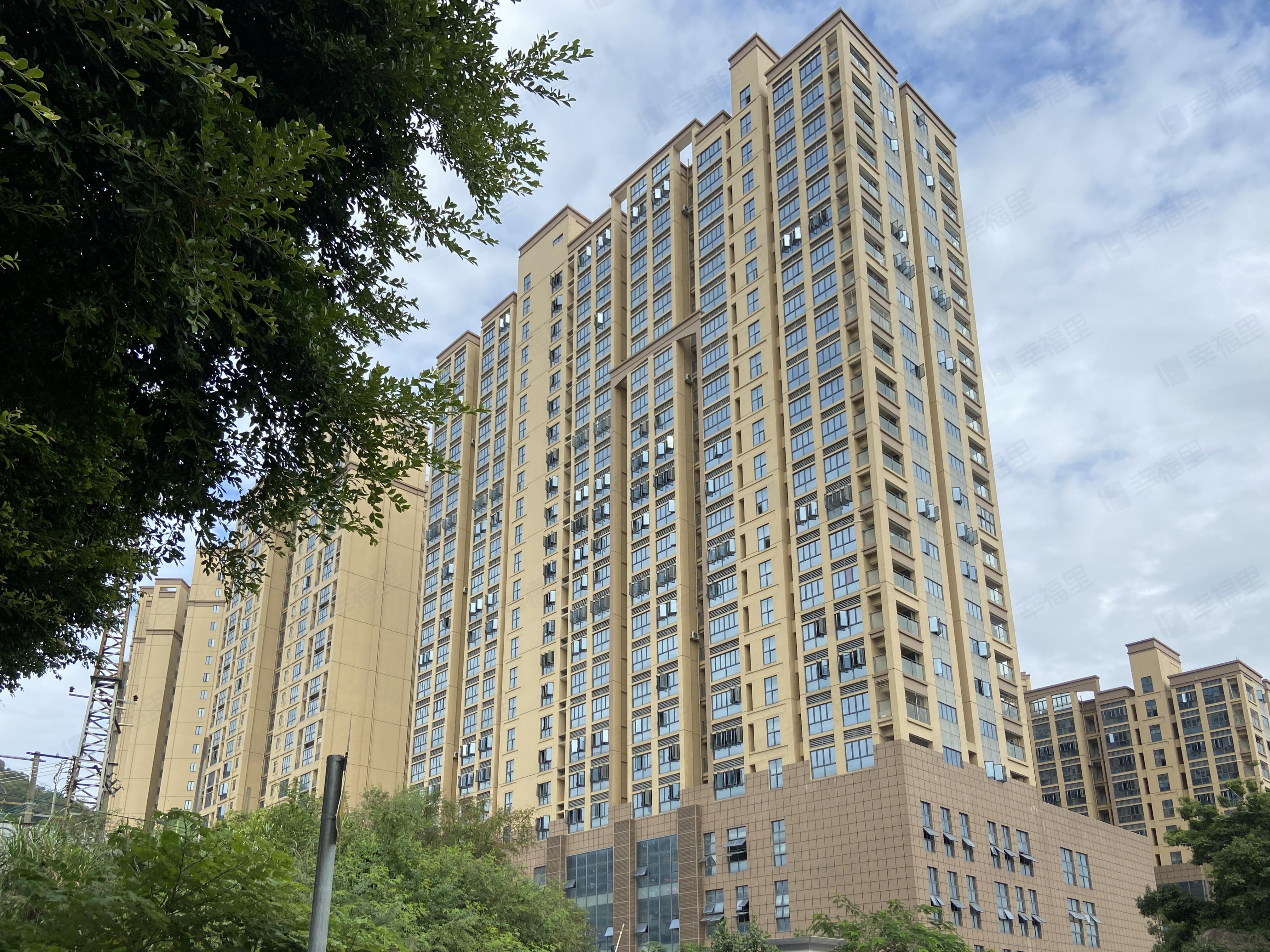 畔山美地嘉园小区效果图