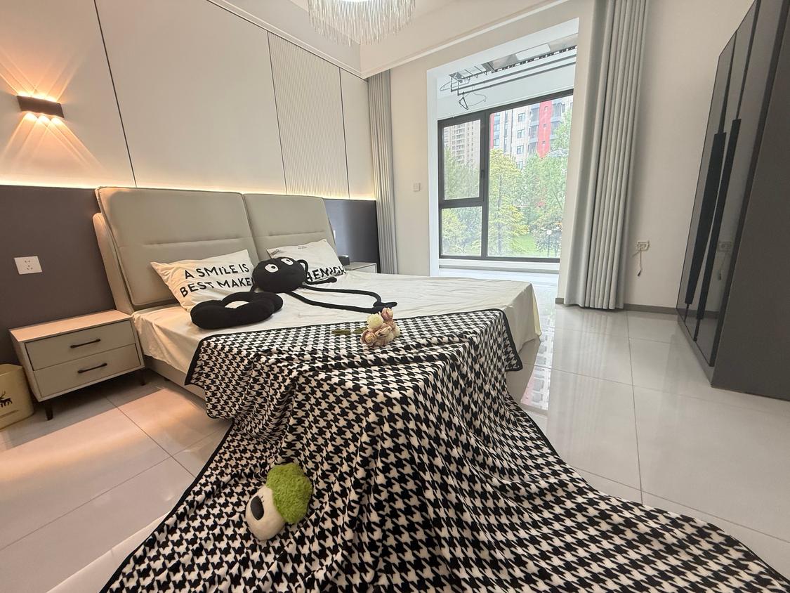 合租·白桦林团圆