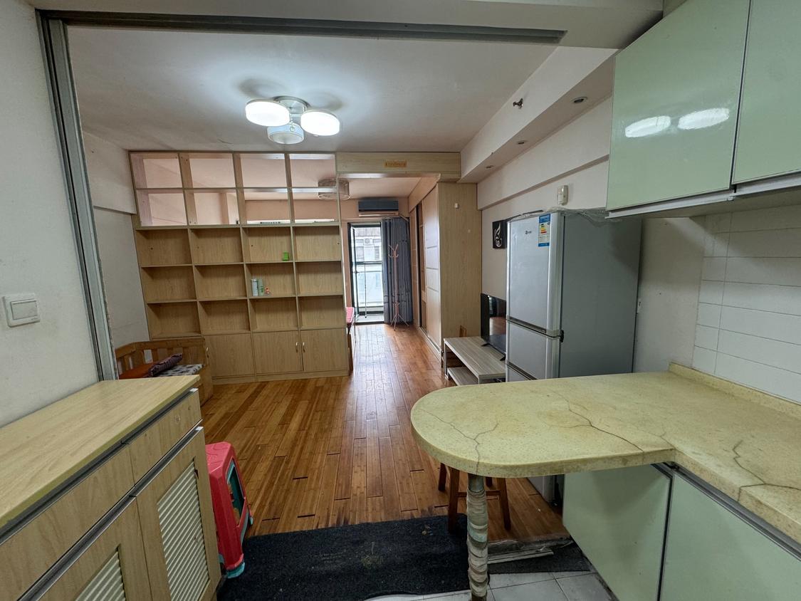 整租·万科四季花城蚂蚁工房